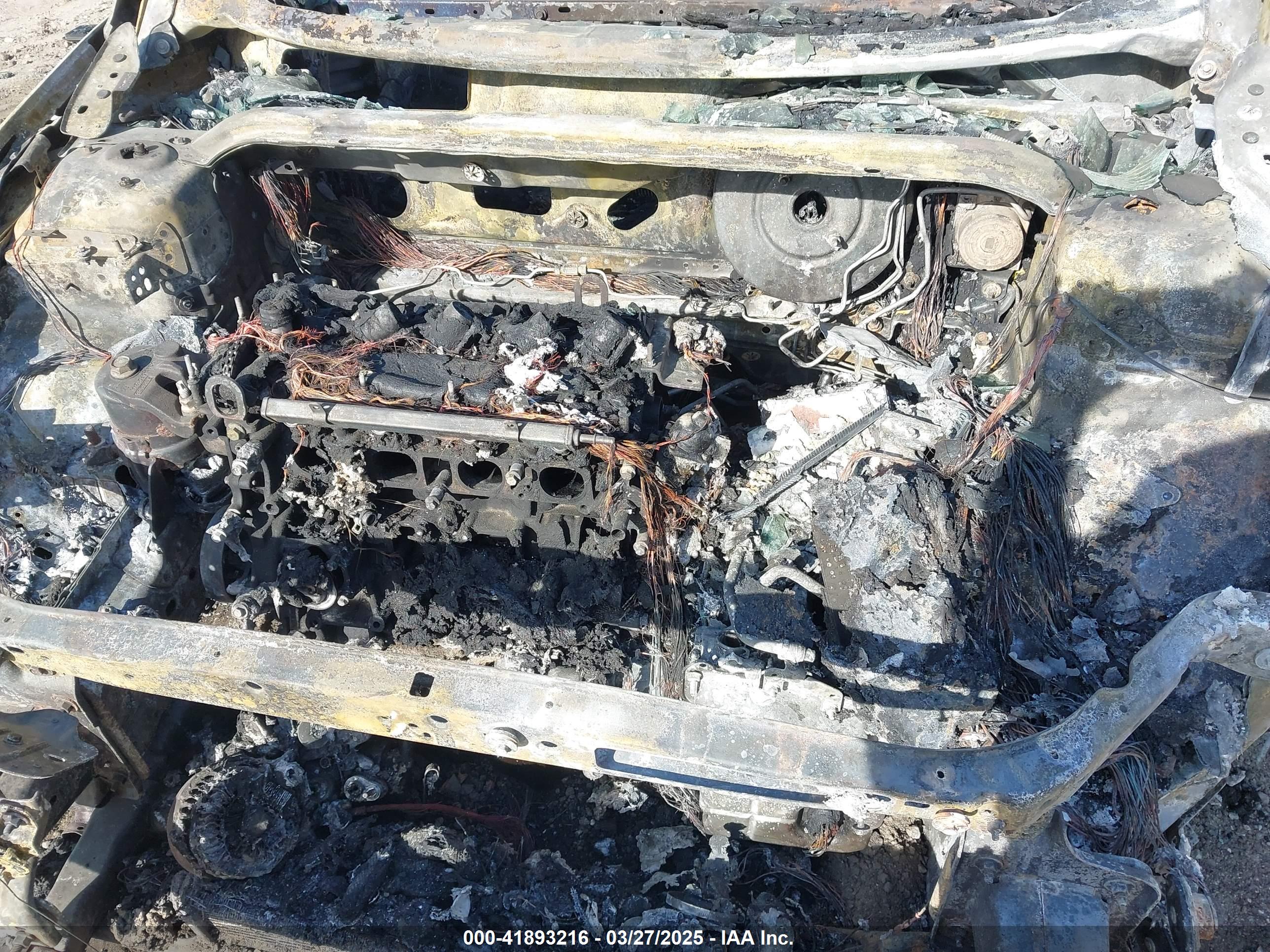 FORD FUSION image 10