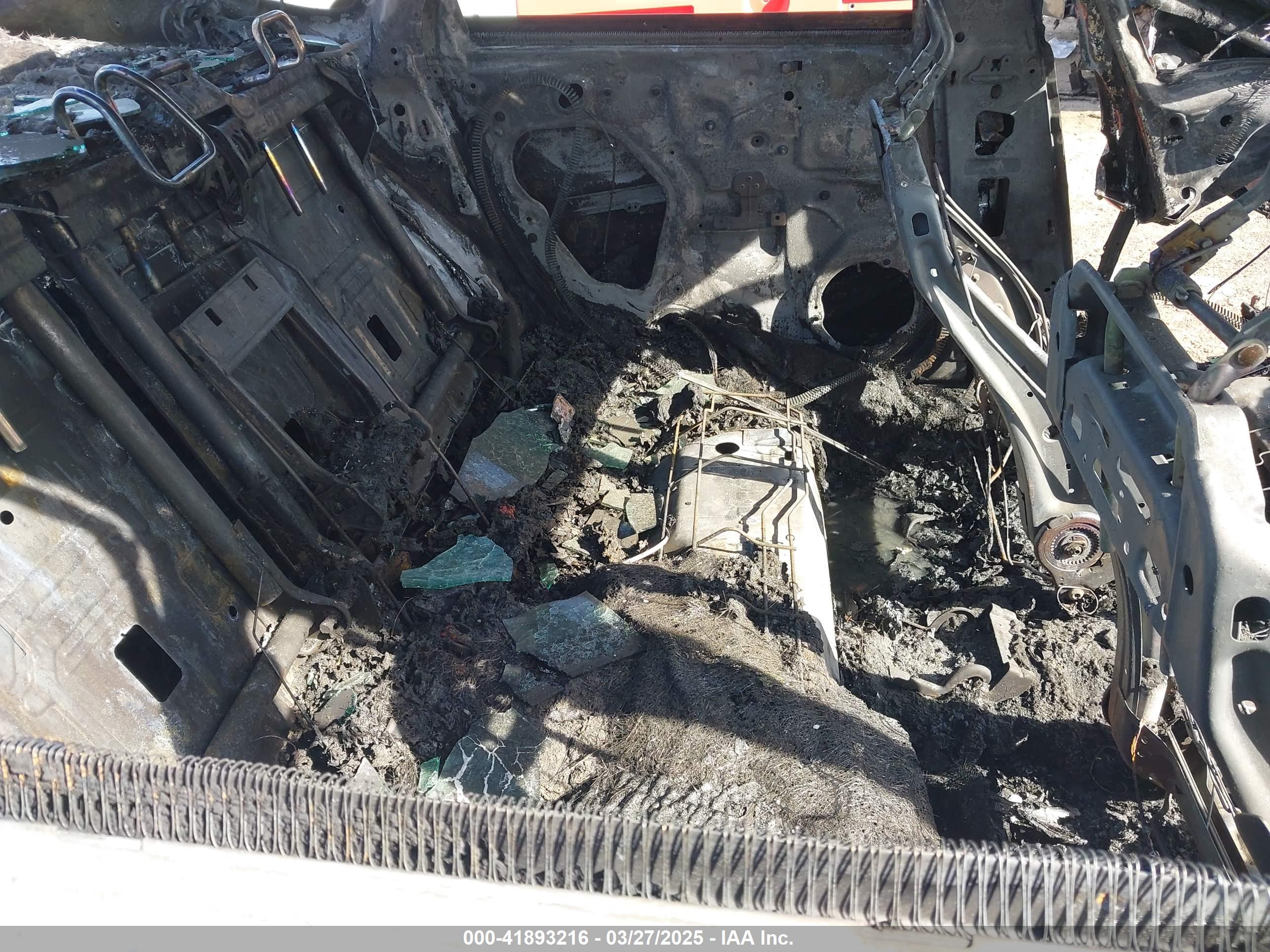 FORD FUSION image 8