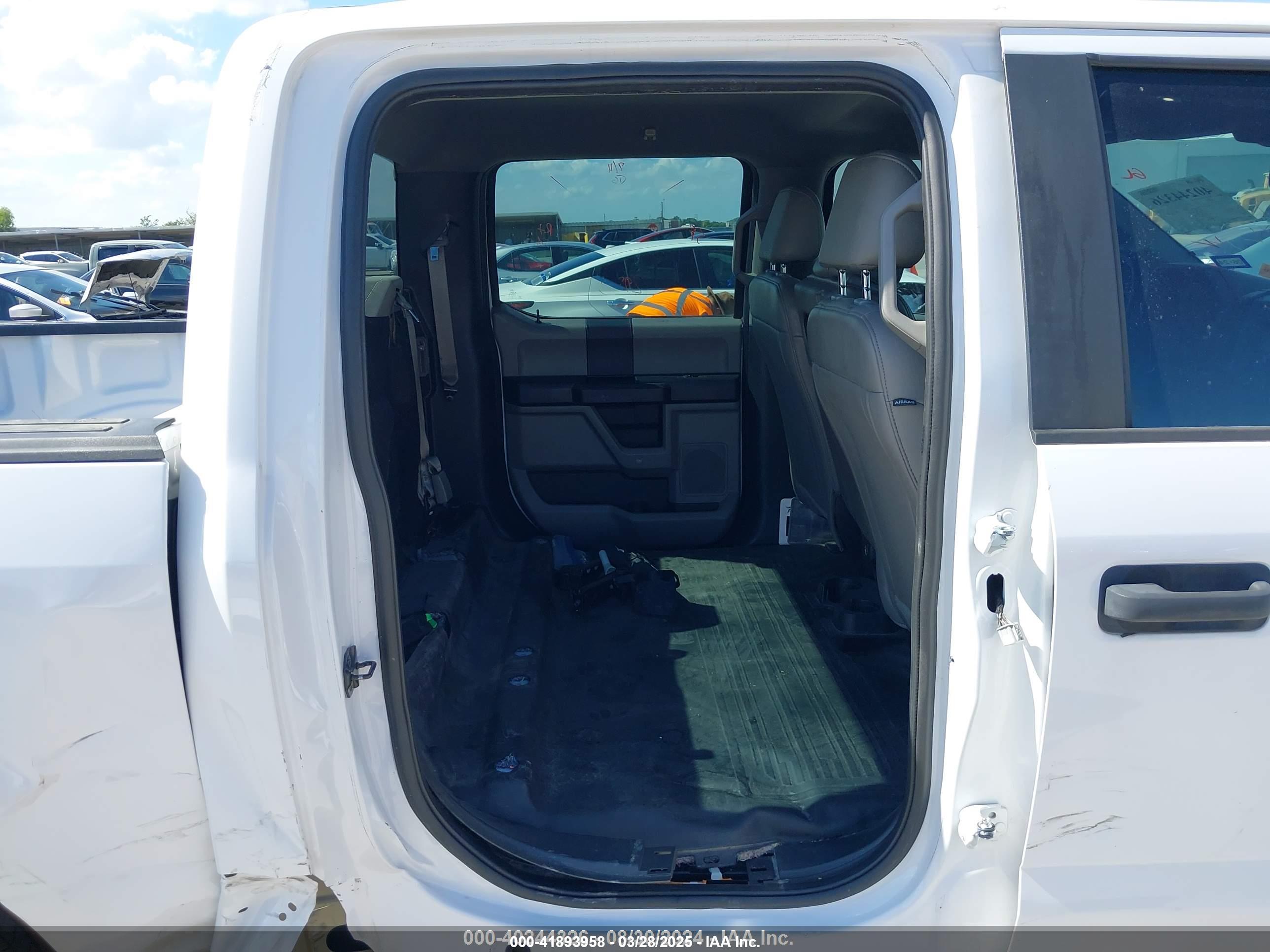 FORD F-150 image 8