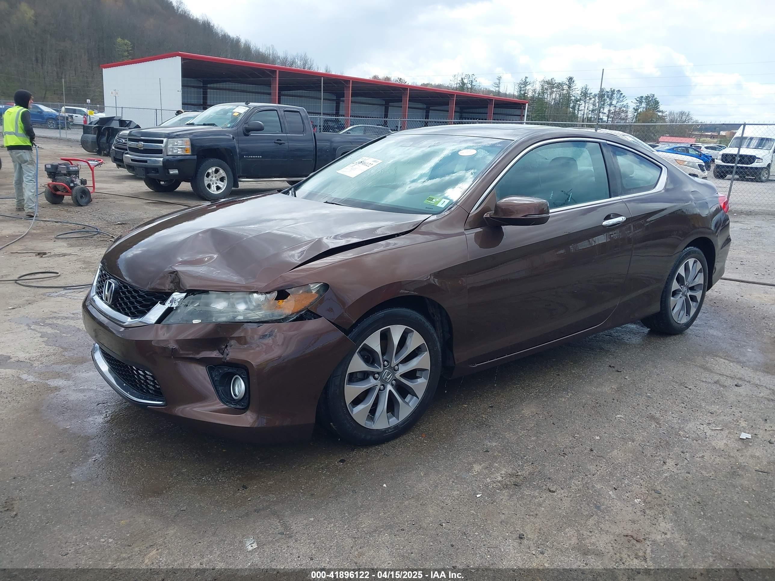 HONDA ACCORD image 2