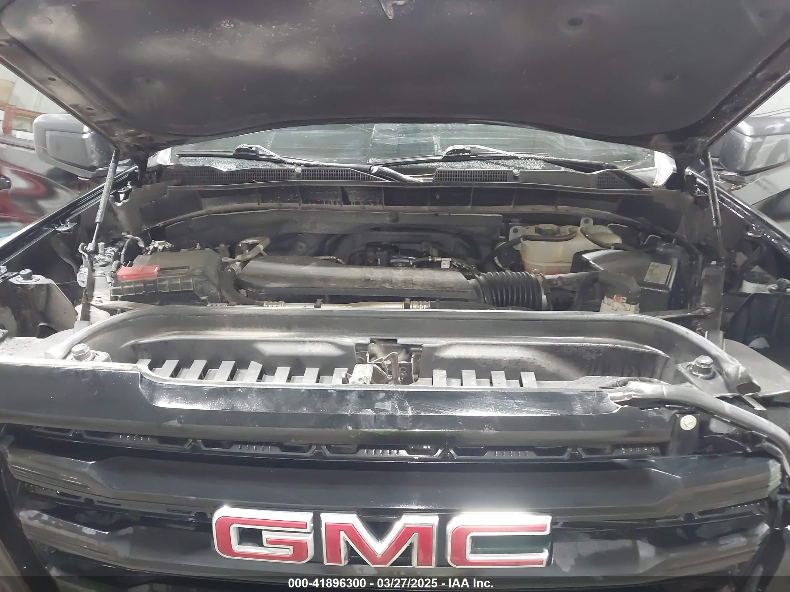 GMC SIERRA image 10