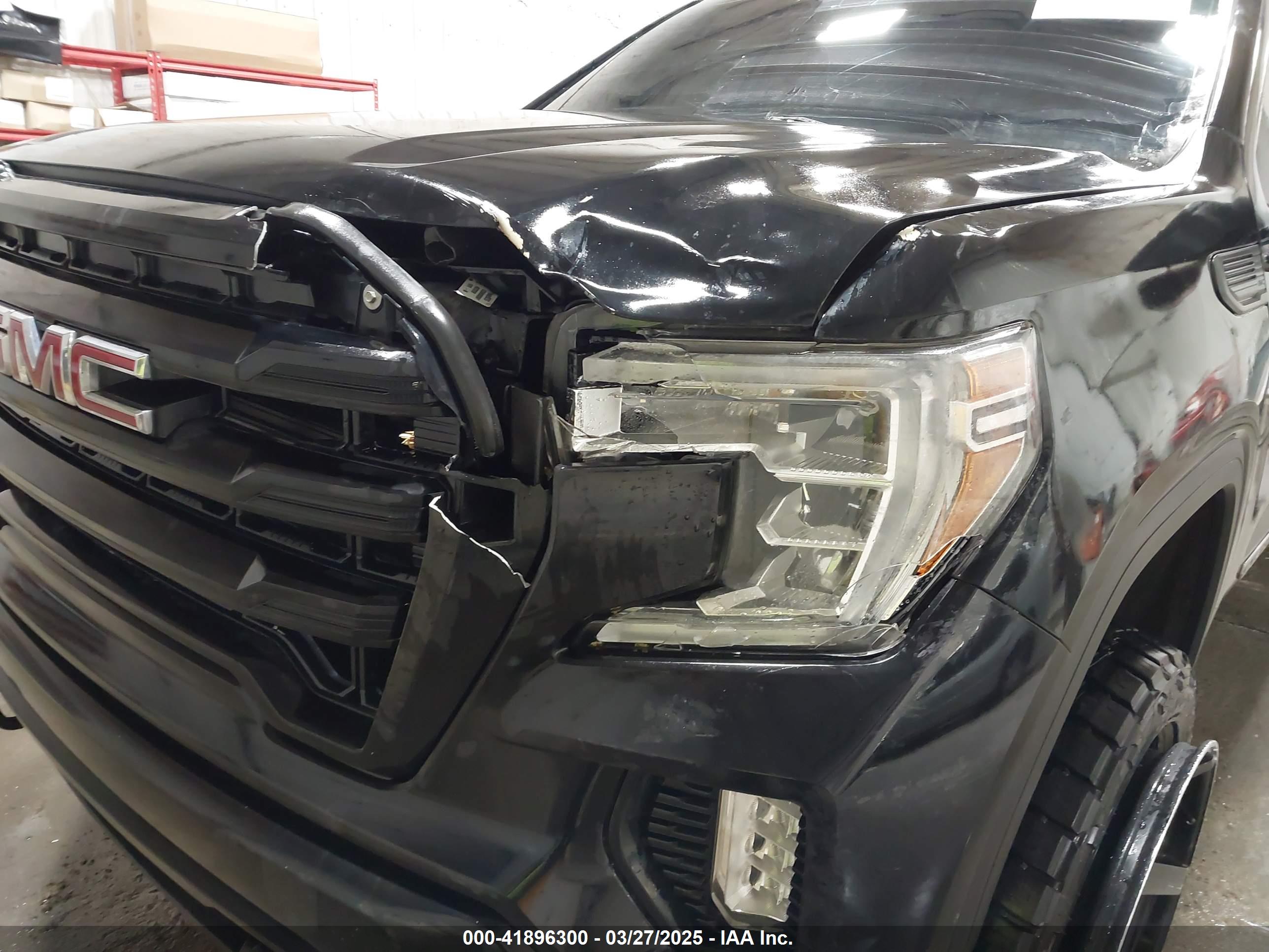 GMC SIERRA image 6