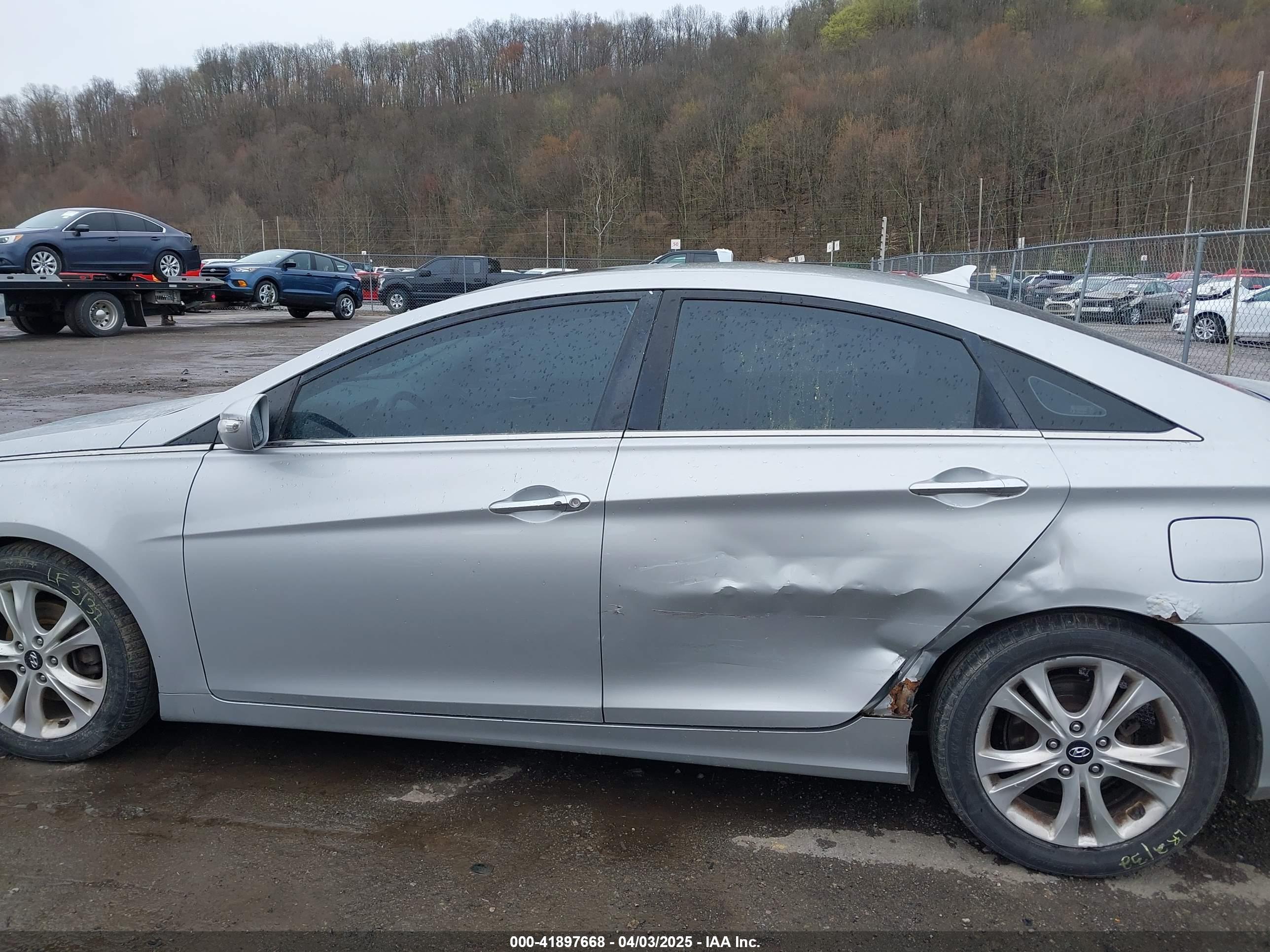 HYUNDAI SONATA image 6
