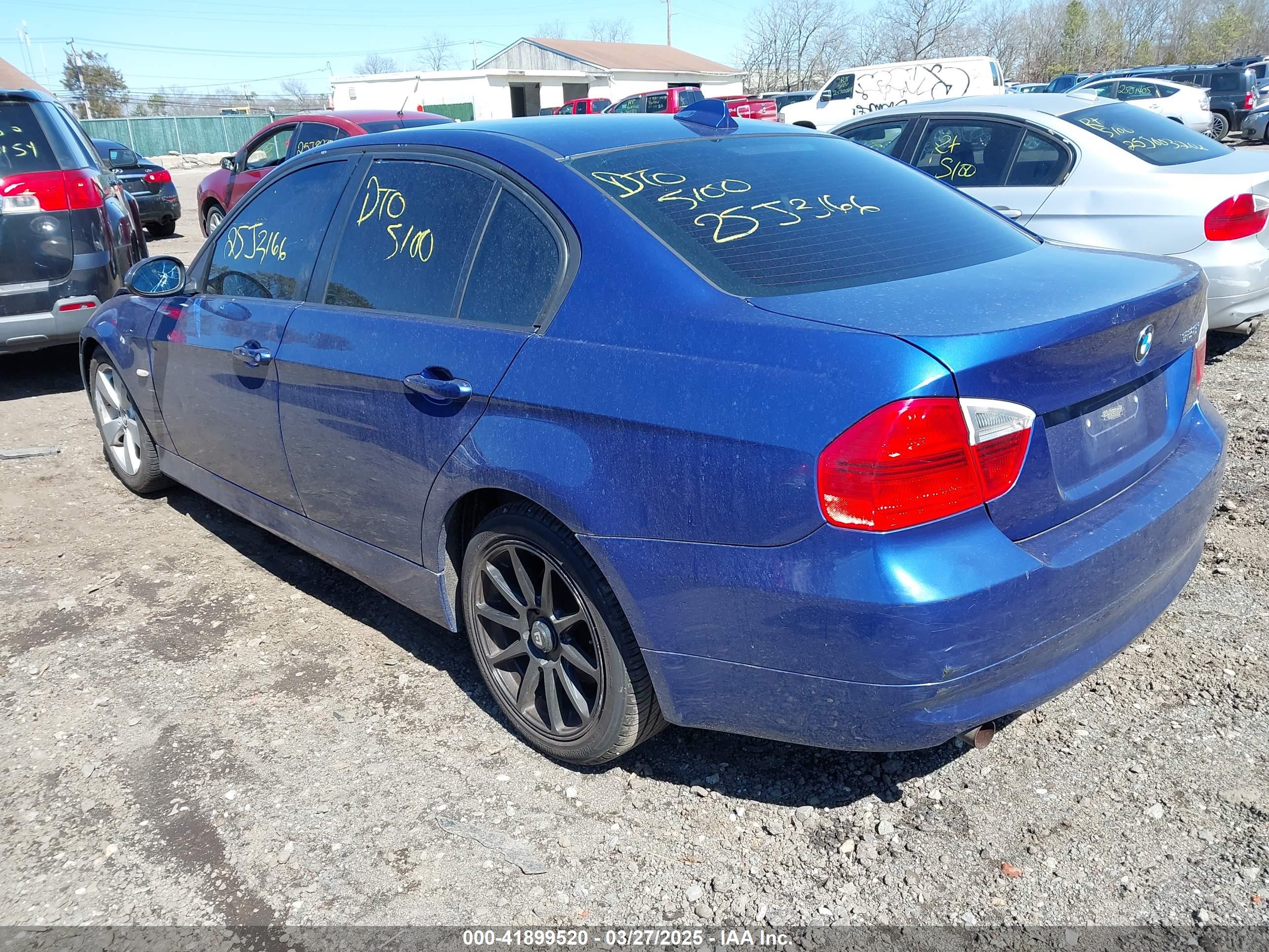 BMW 328I image 3