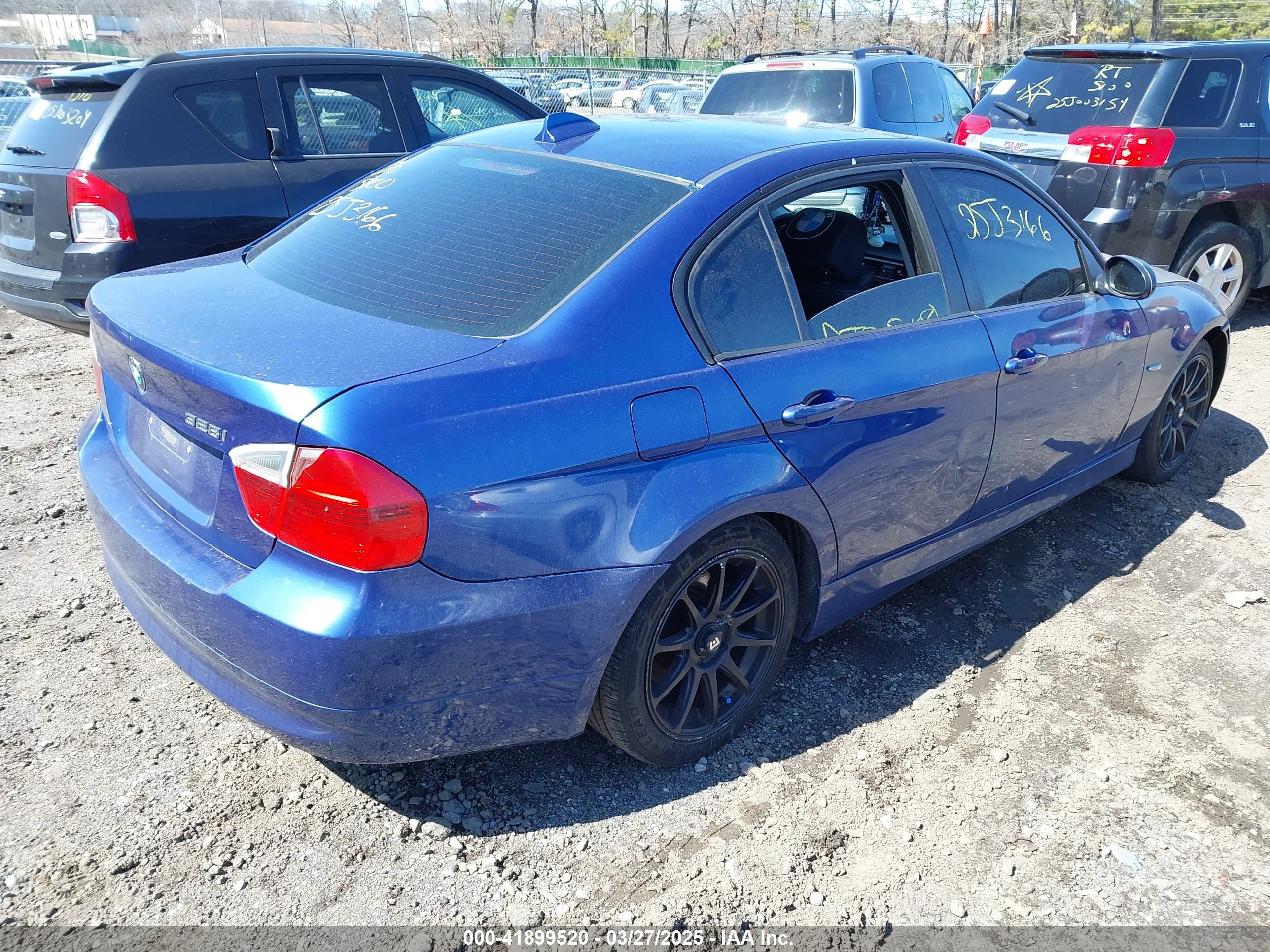 BMW 328I image 4