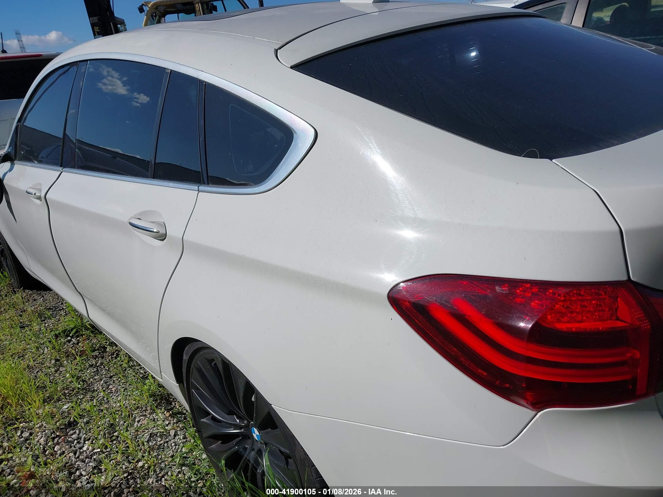 BMW 535I image 3