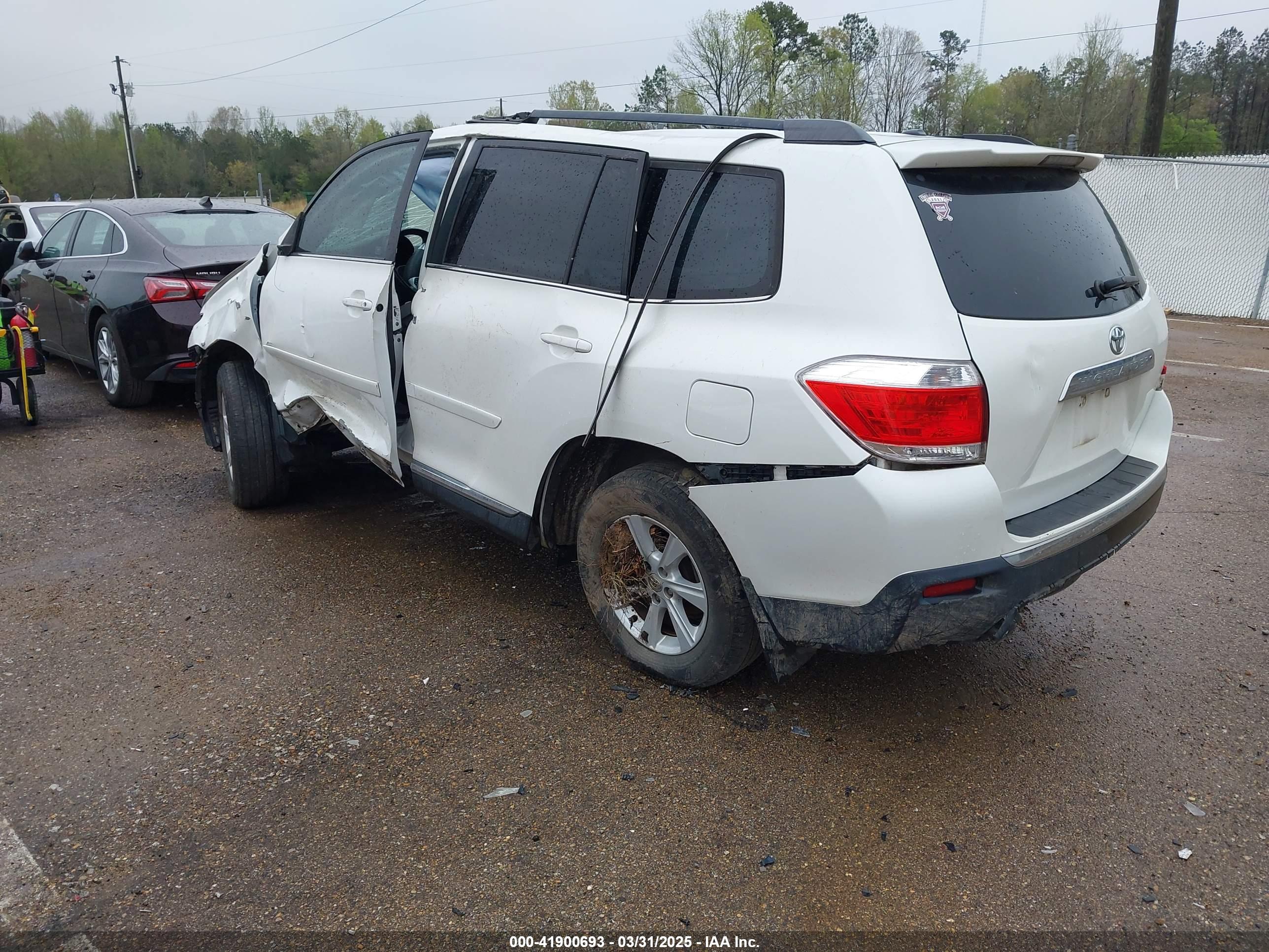 TOYOTA HIGHLANDER image 3