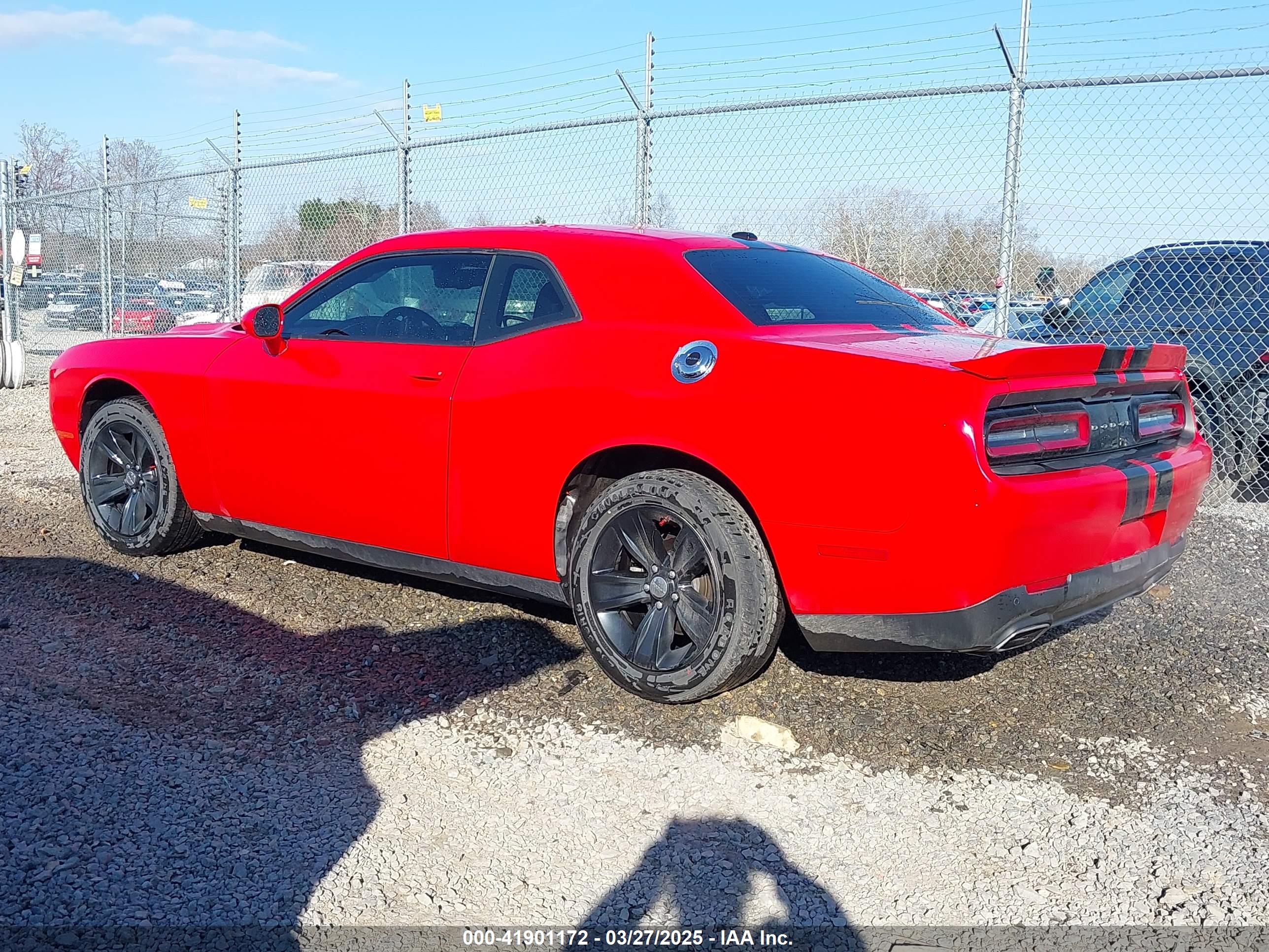DODGE CHALLENGER image 3