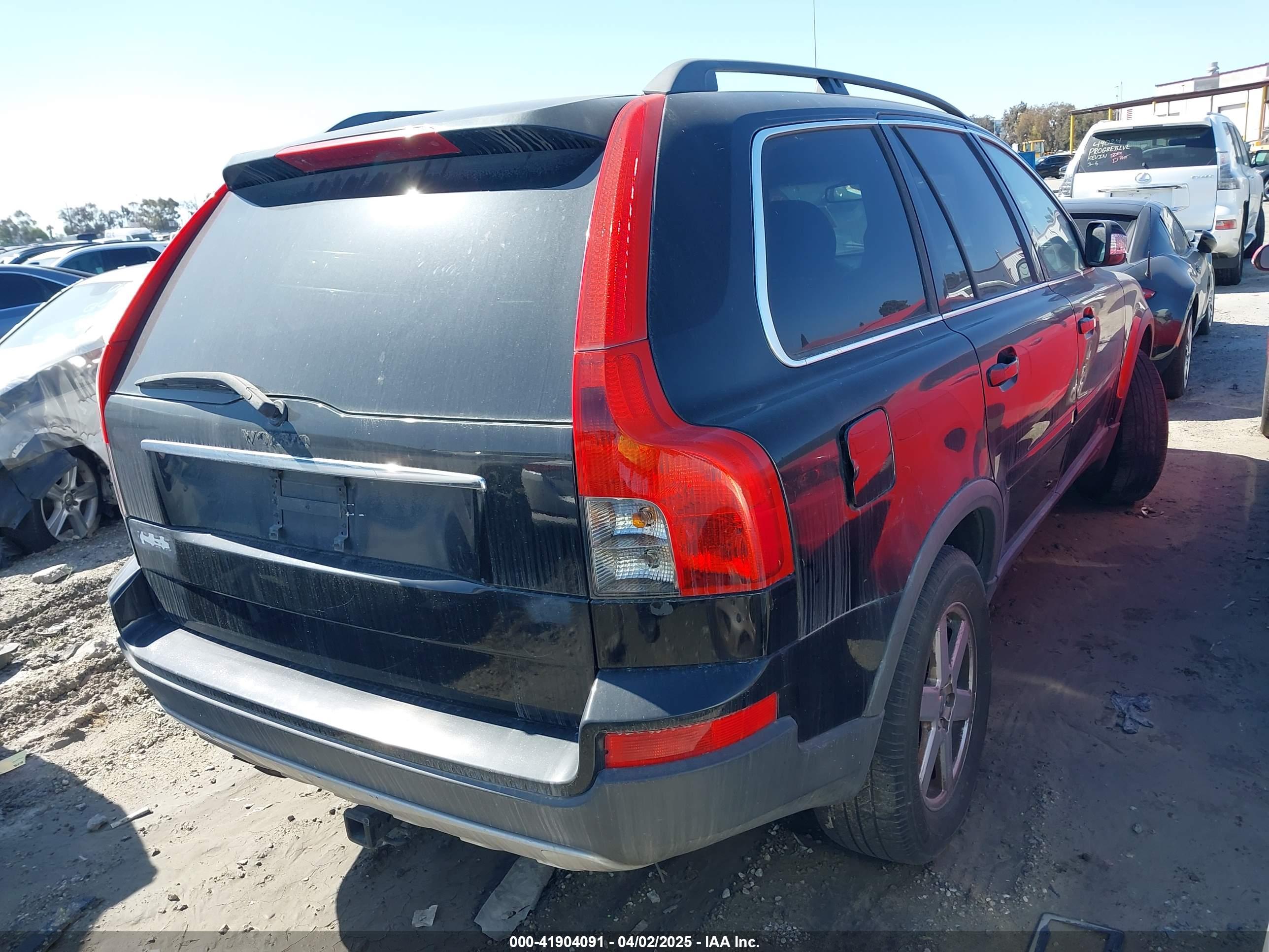 VOLVO XC90 image 4