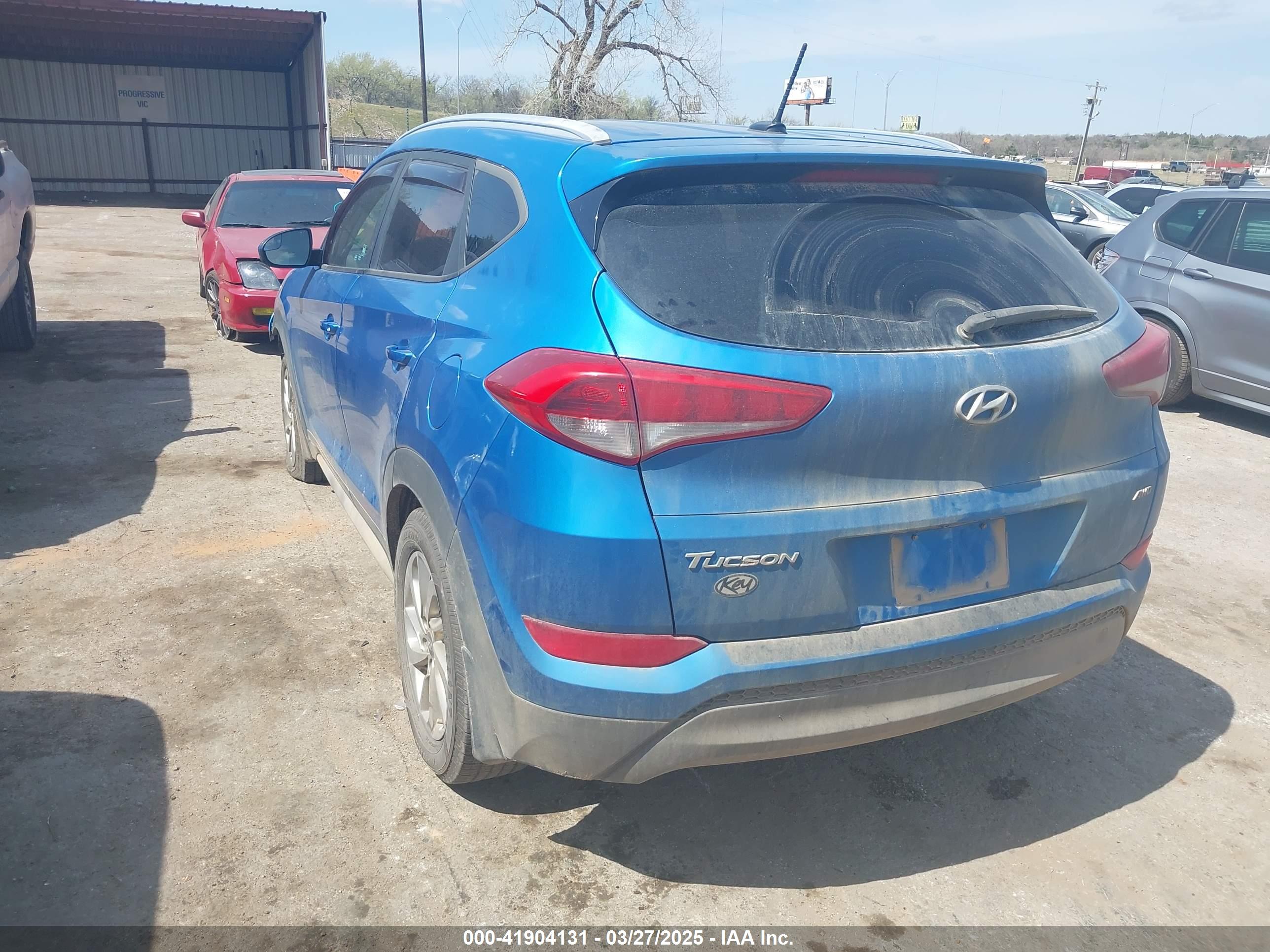 HYUNDAI TUCSON image 3