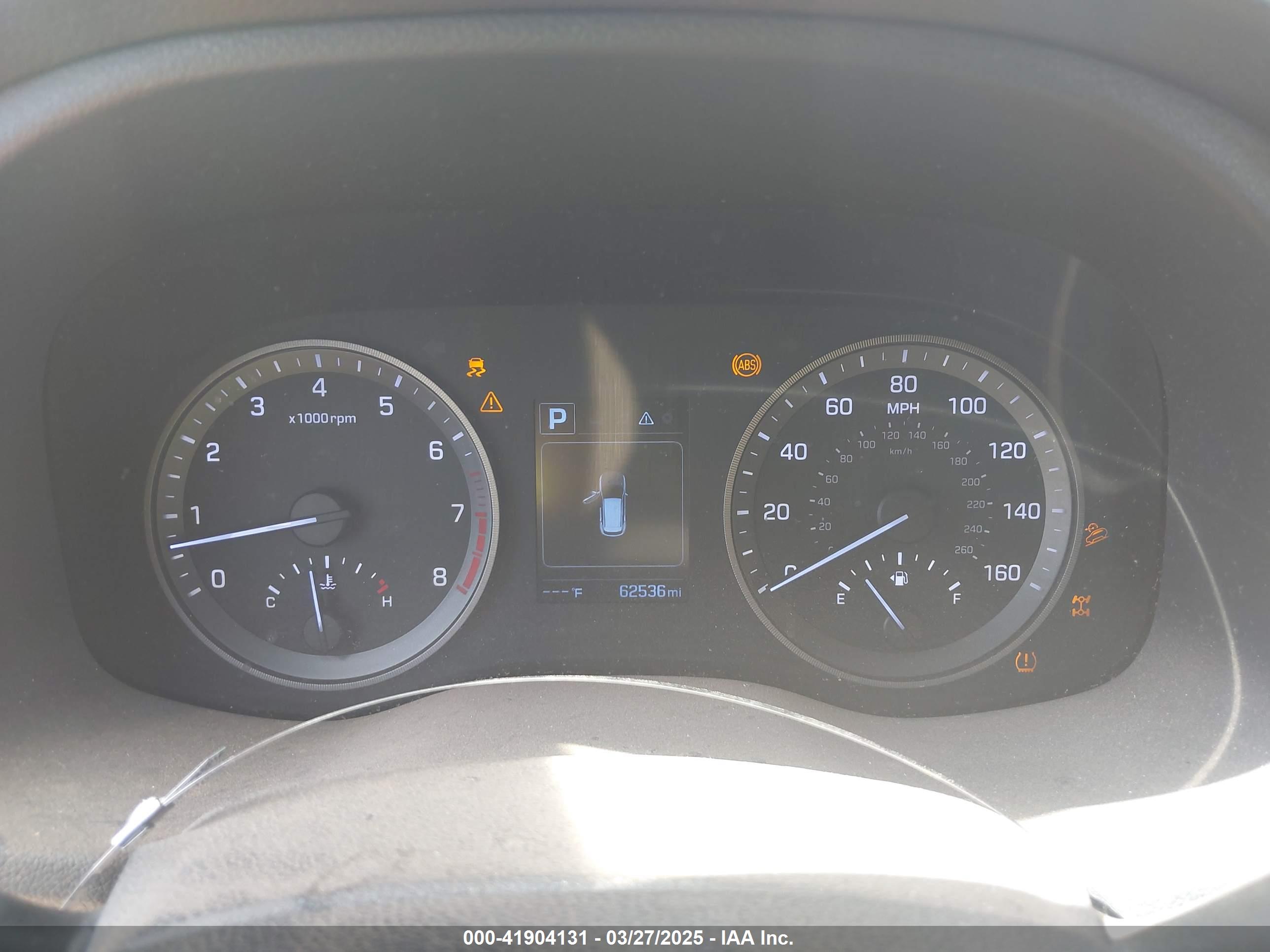 HYUNDAI TUCSON image 7