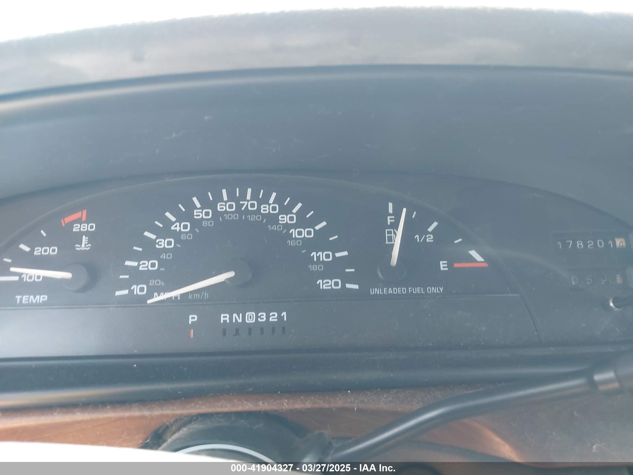 OLDSMOBILE 88 image 7