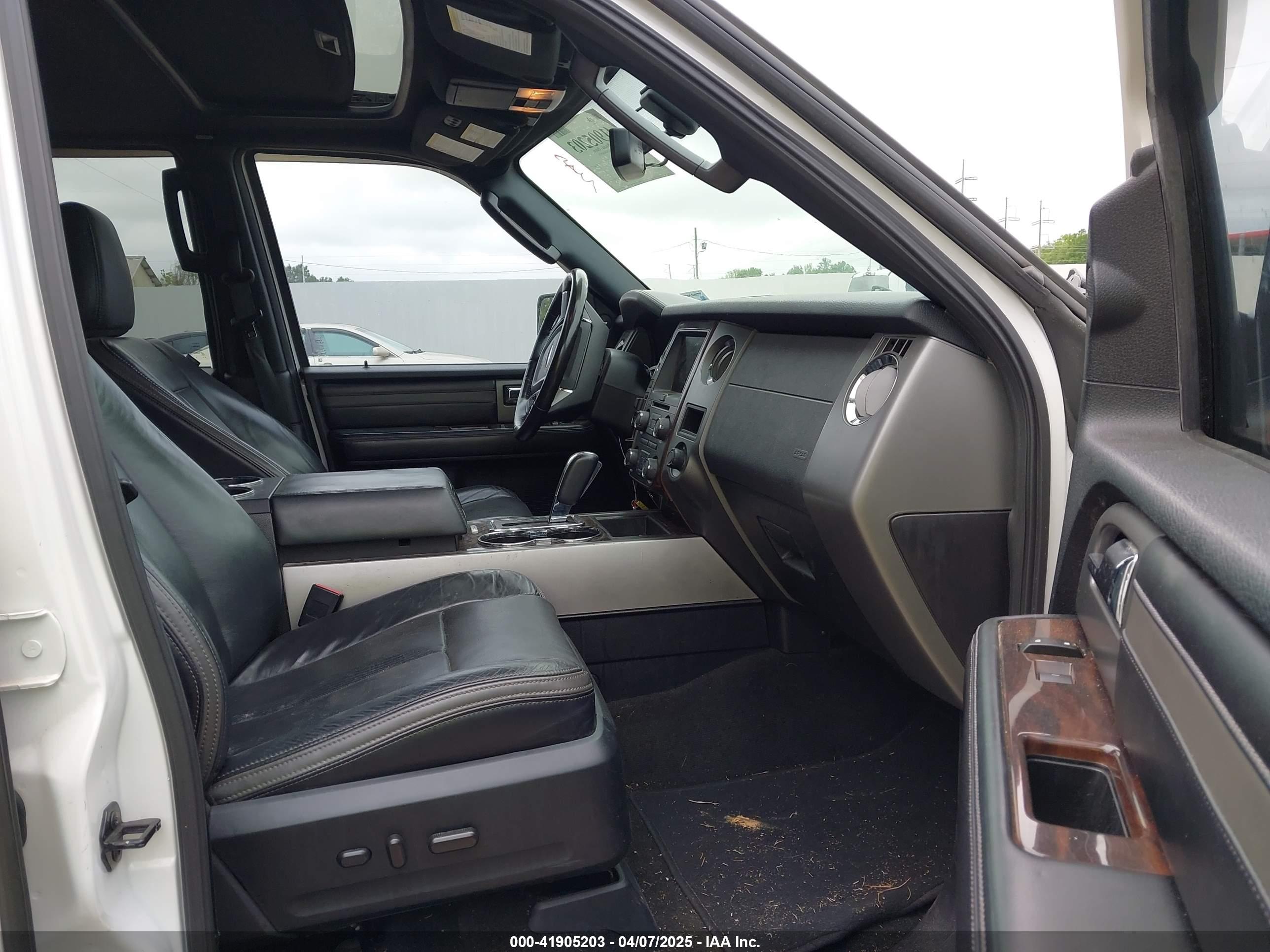 FORD EXPEDITION image 5