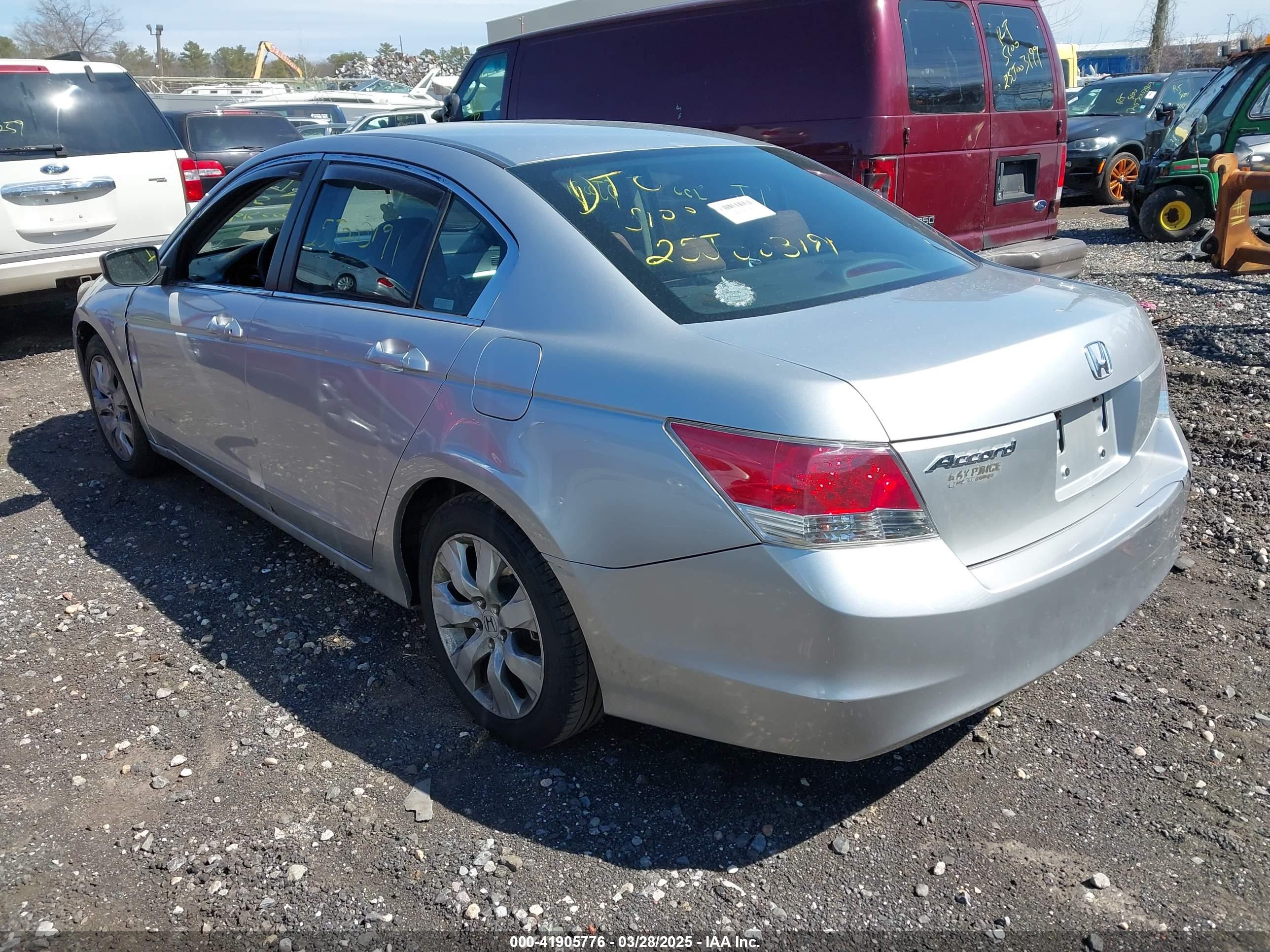 HONDA ACCORD image 3