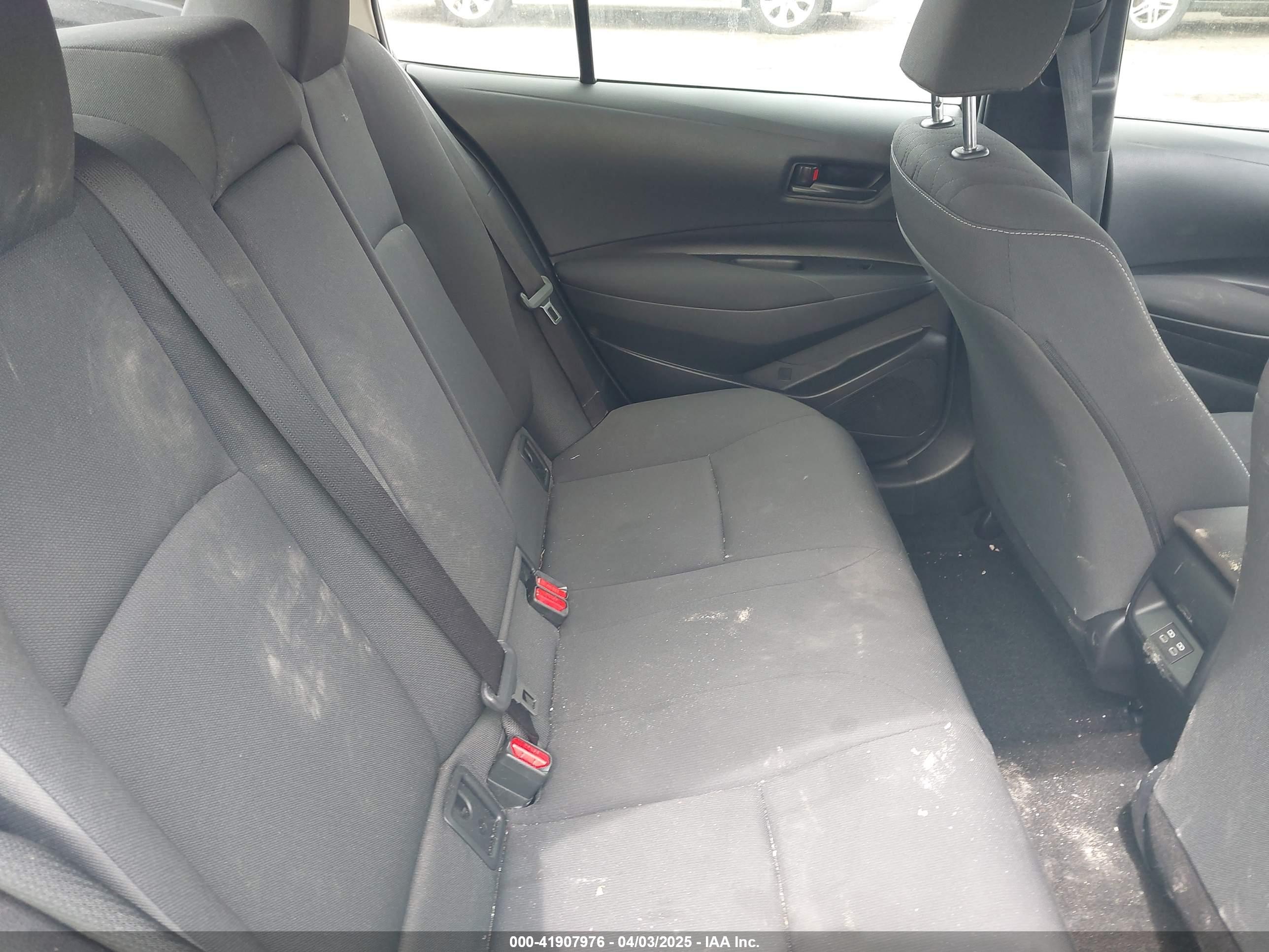 TOYOTA COROLLA image 8