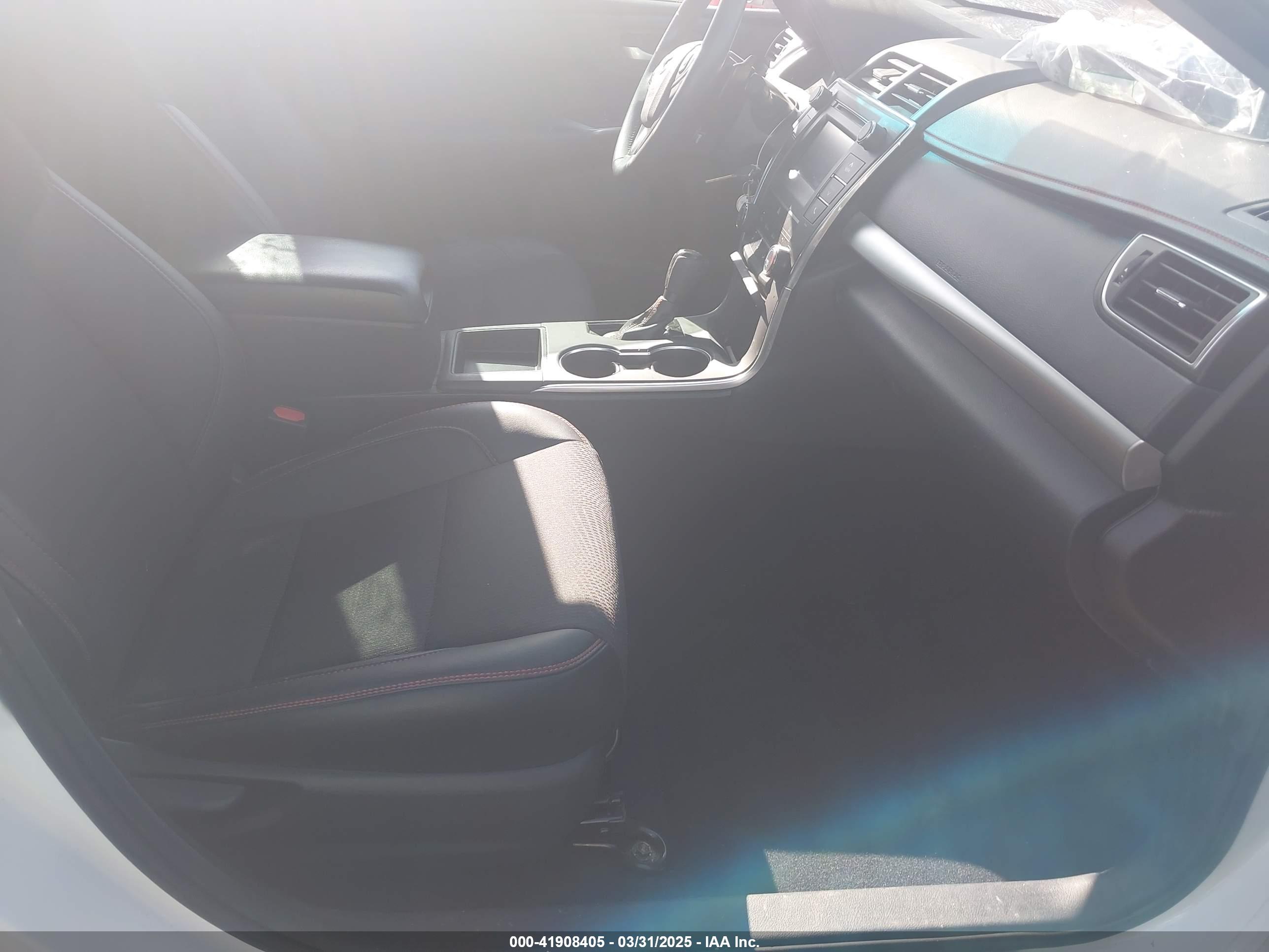 TOYOTA CAMRY image 5