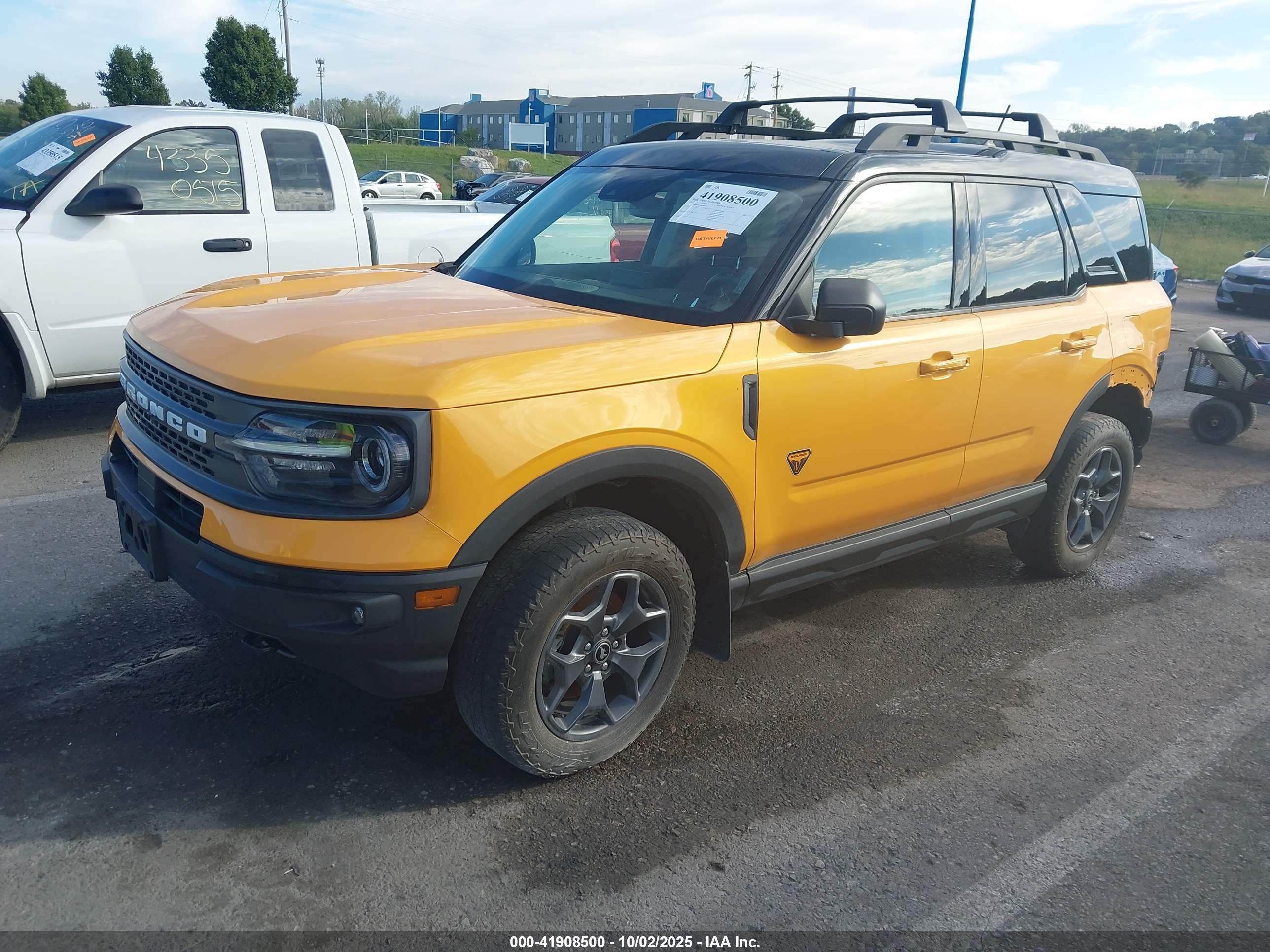 FORD BRONCO image 2