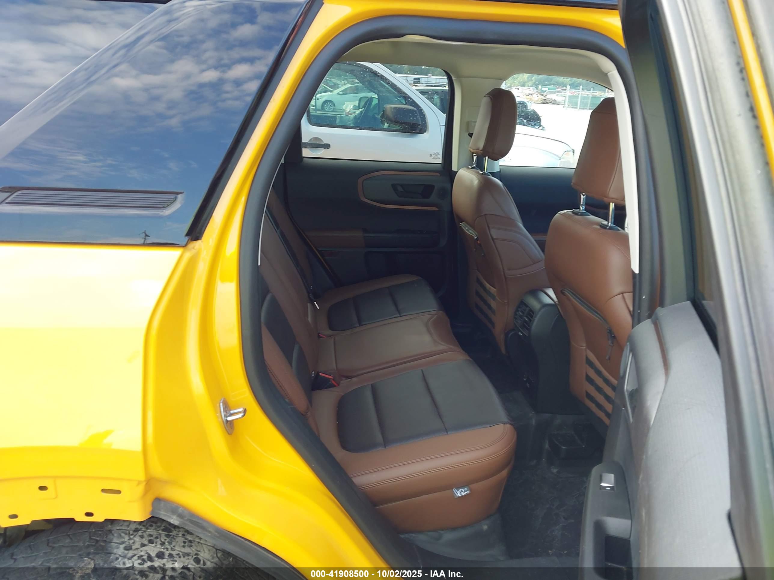 FORD BRONCO image 8