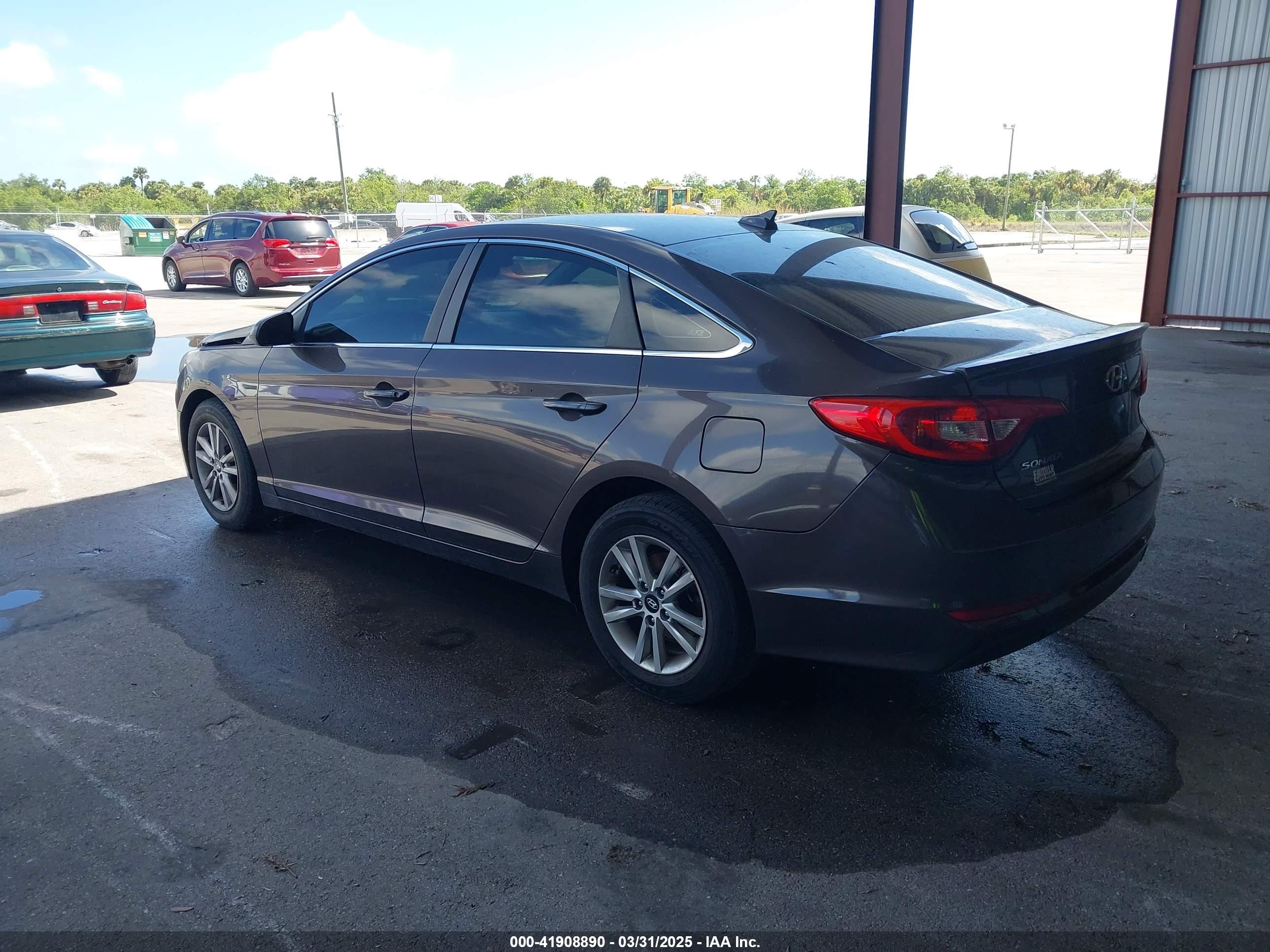 HYUNDAI SONATA image 3