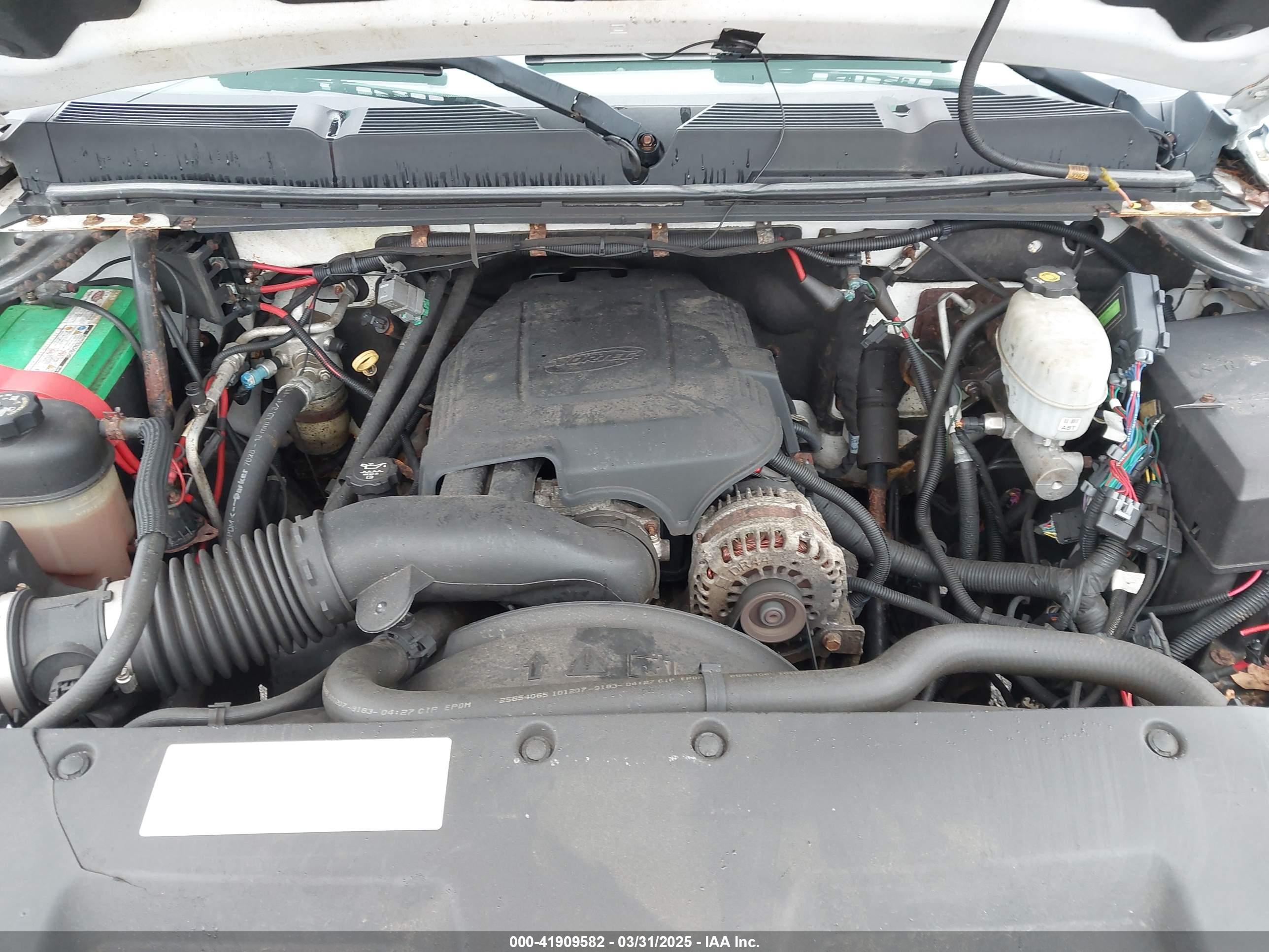 CHEVROLET SILVERADO image 10