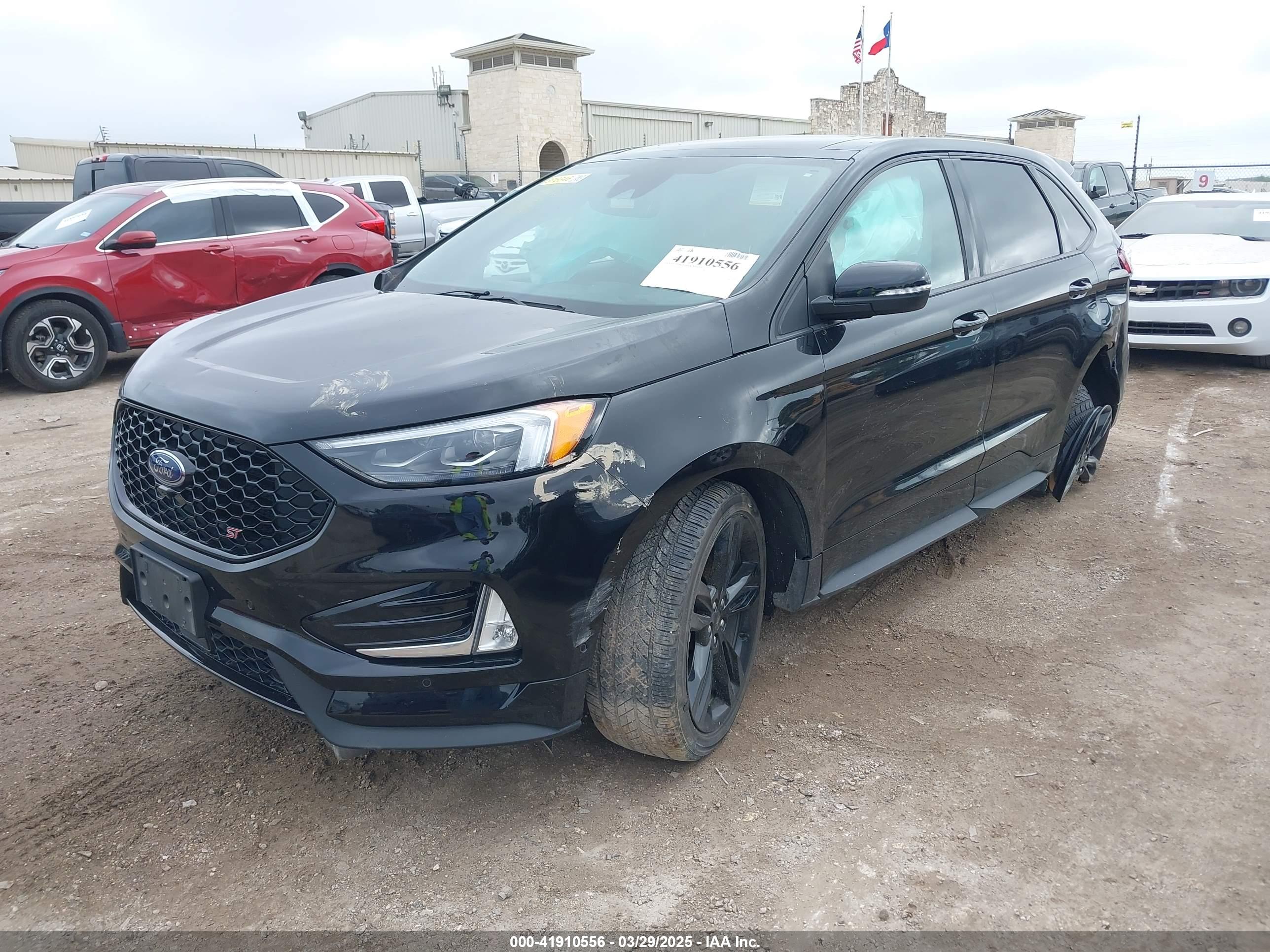 FORD EDGE image 2