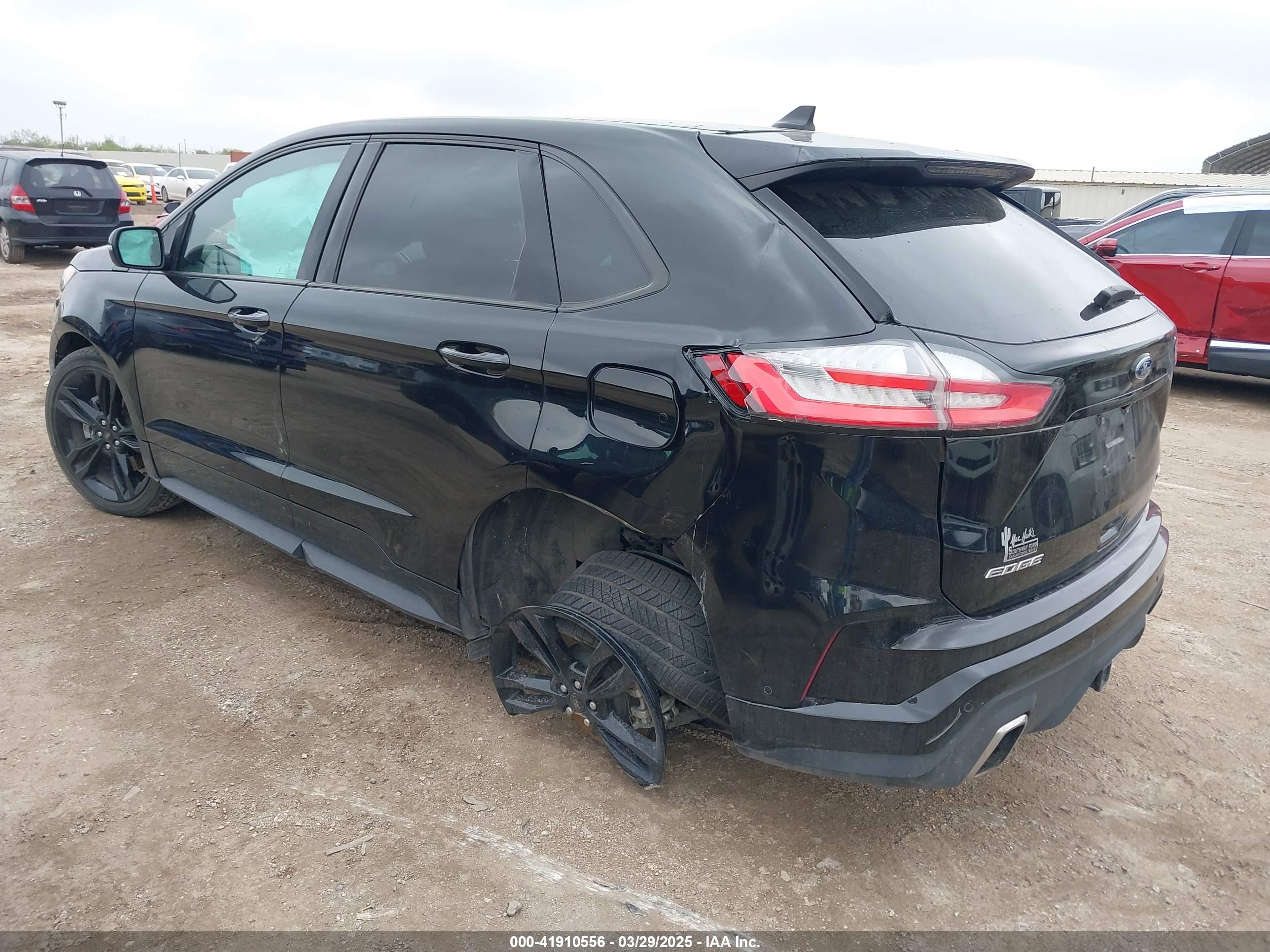 FORD EDGE image 3