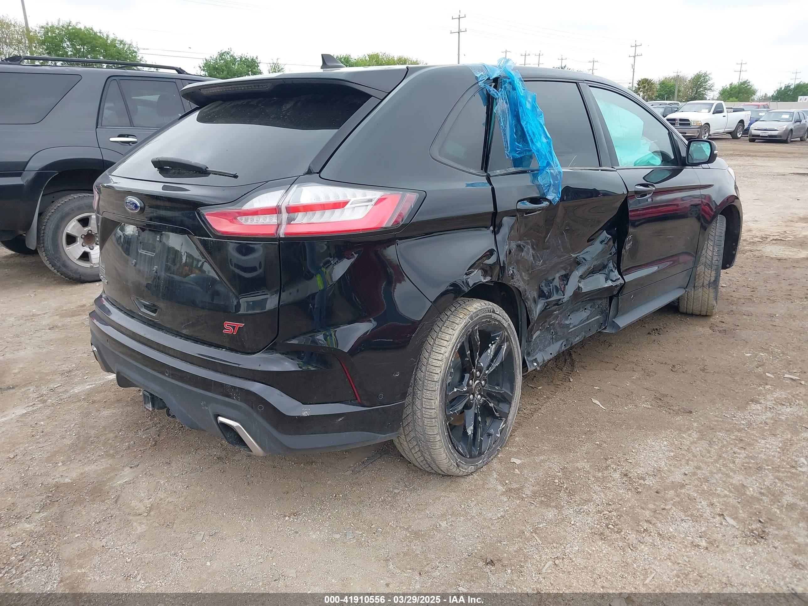 FORD EDGE image 4