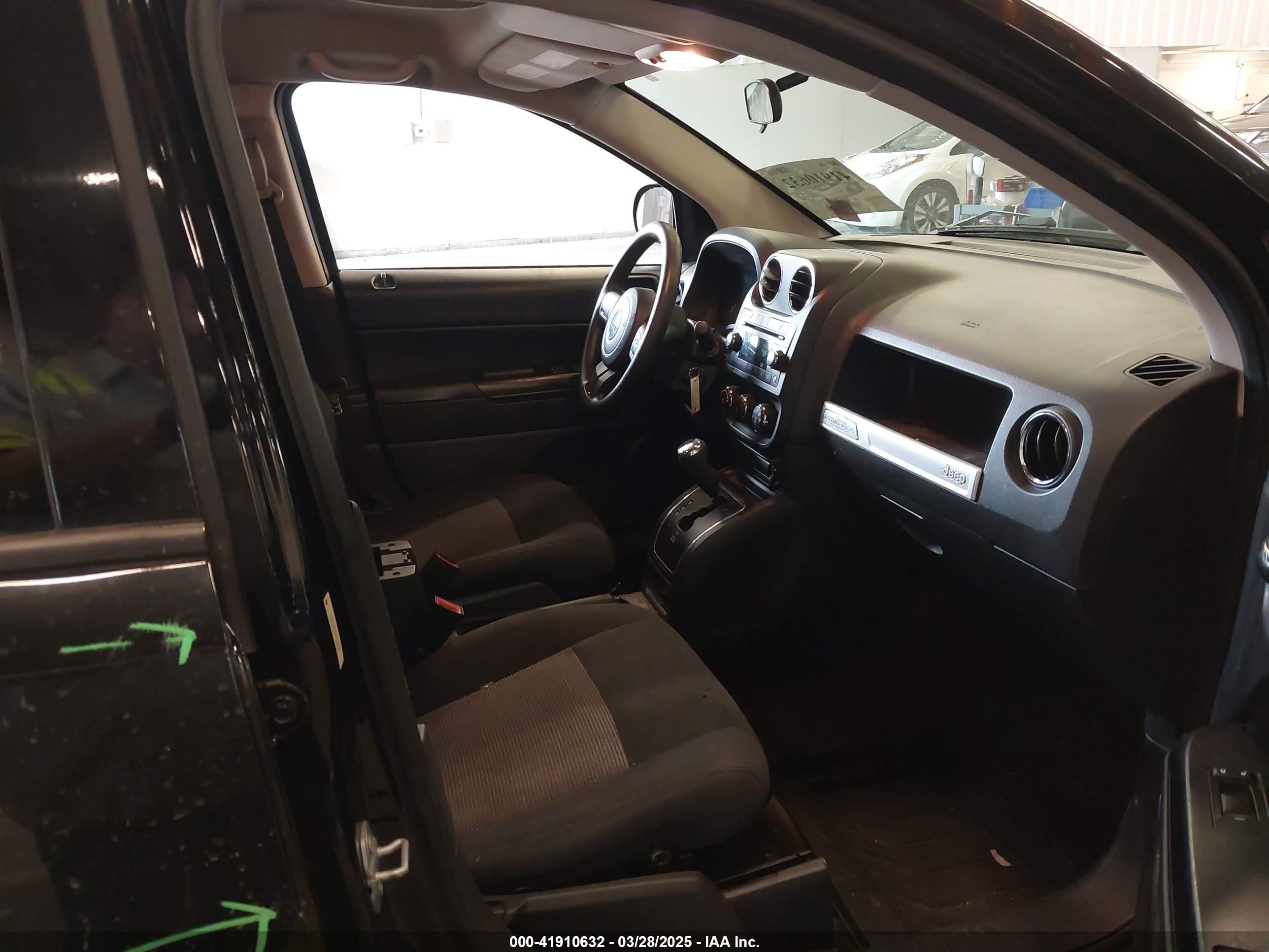 JEEP COMPASS image 5