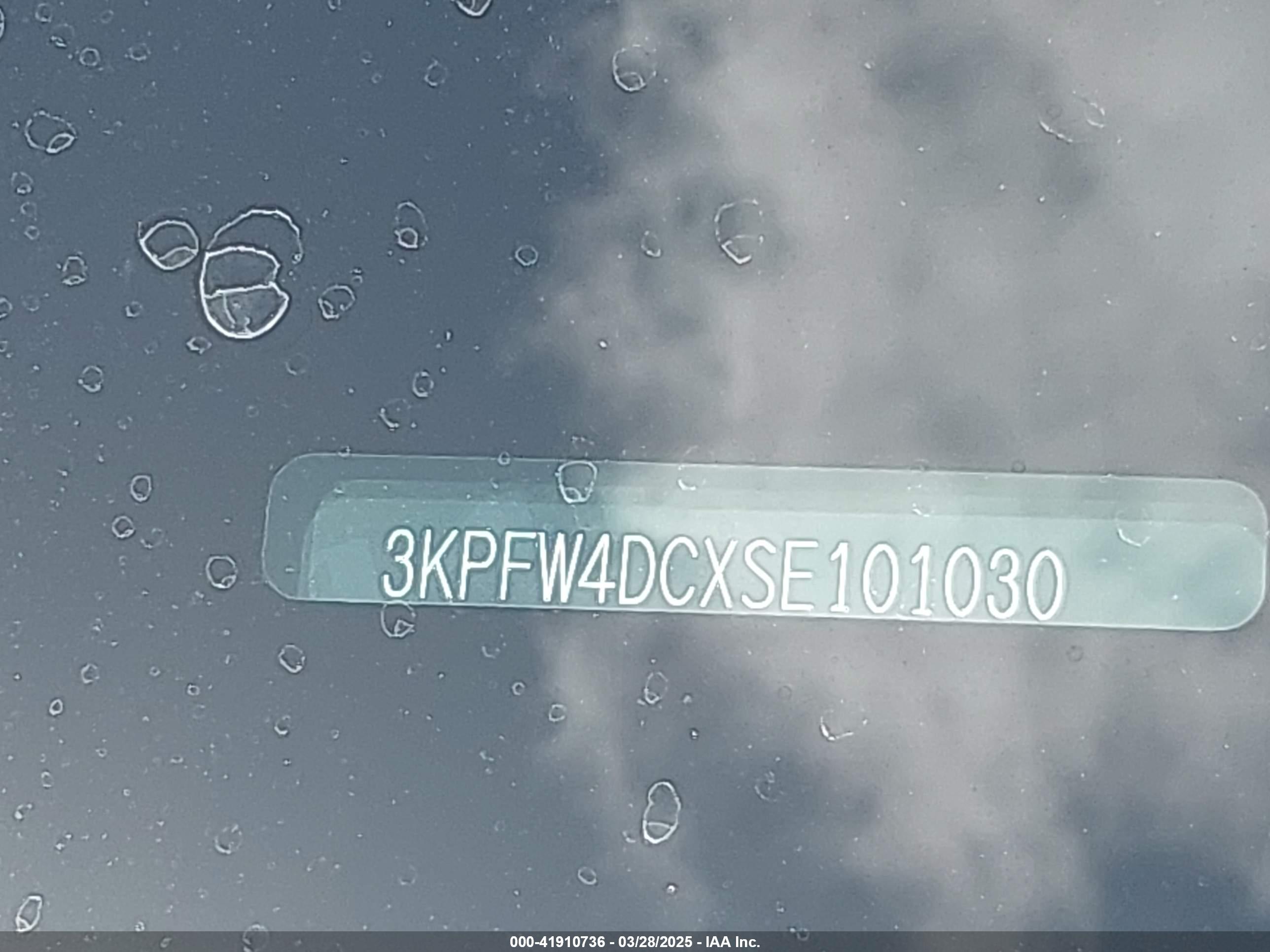 KIA K4 image 9