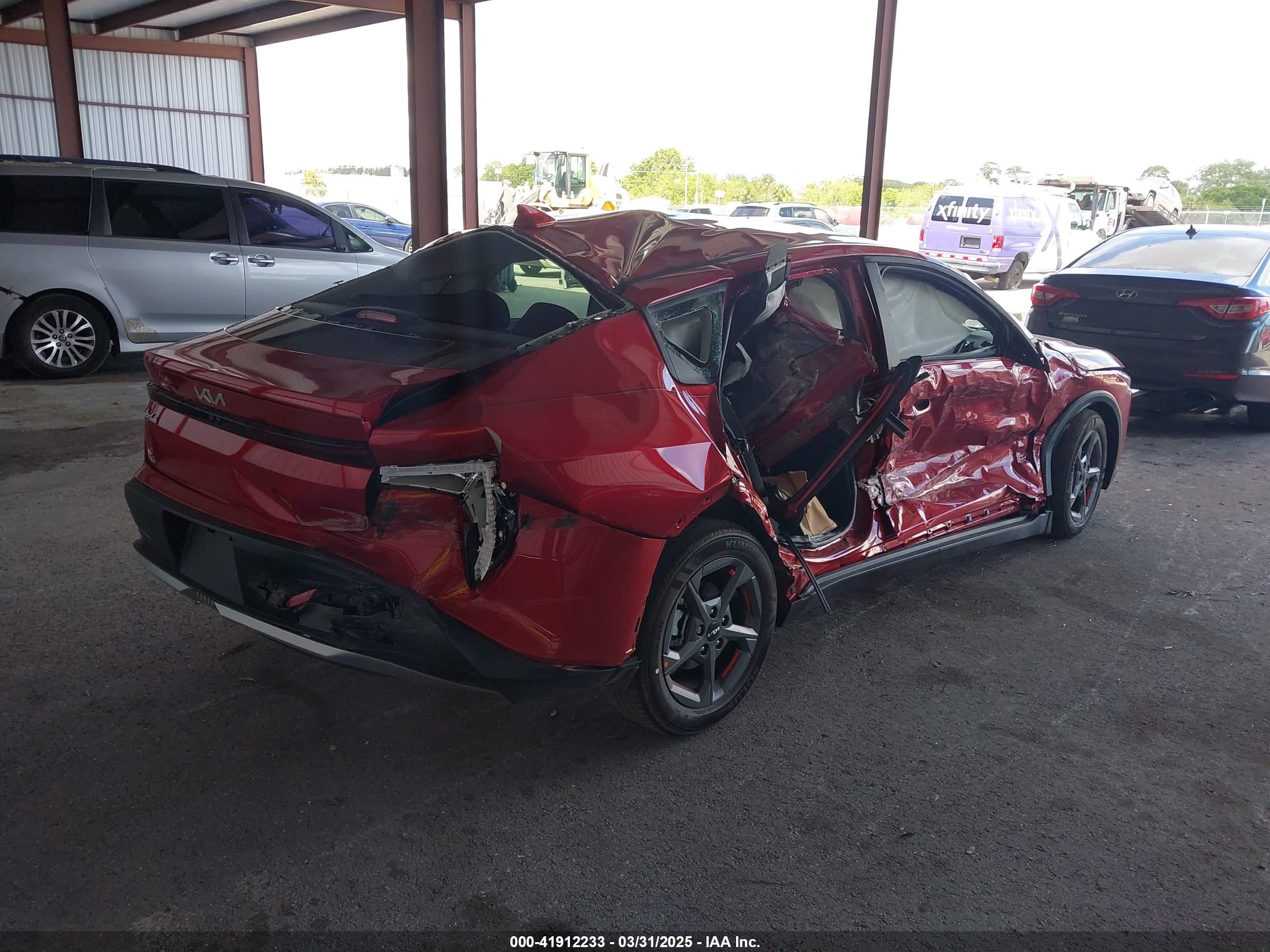 KIA K4 image 4