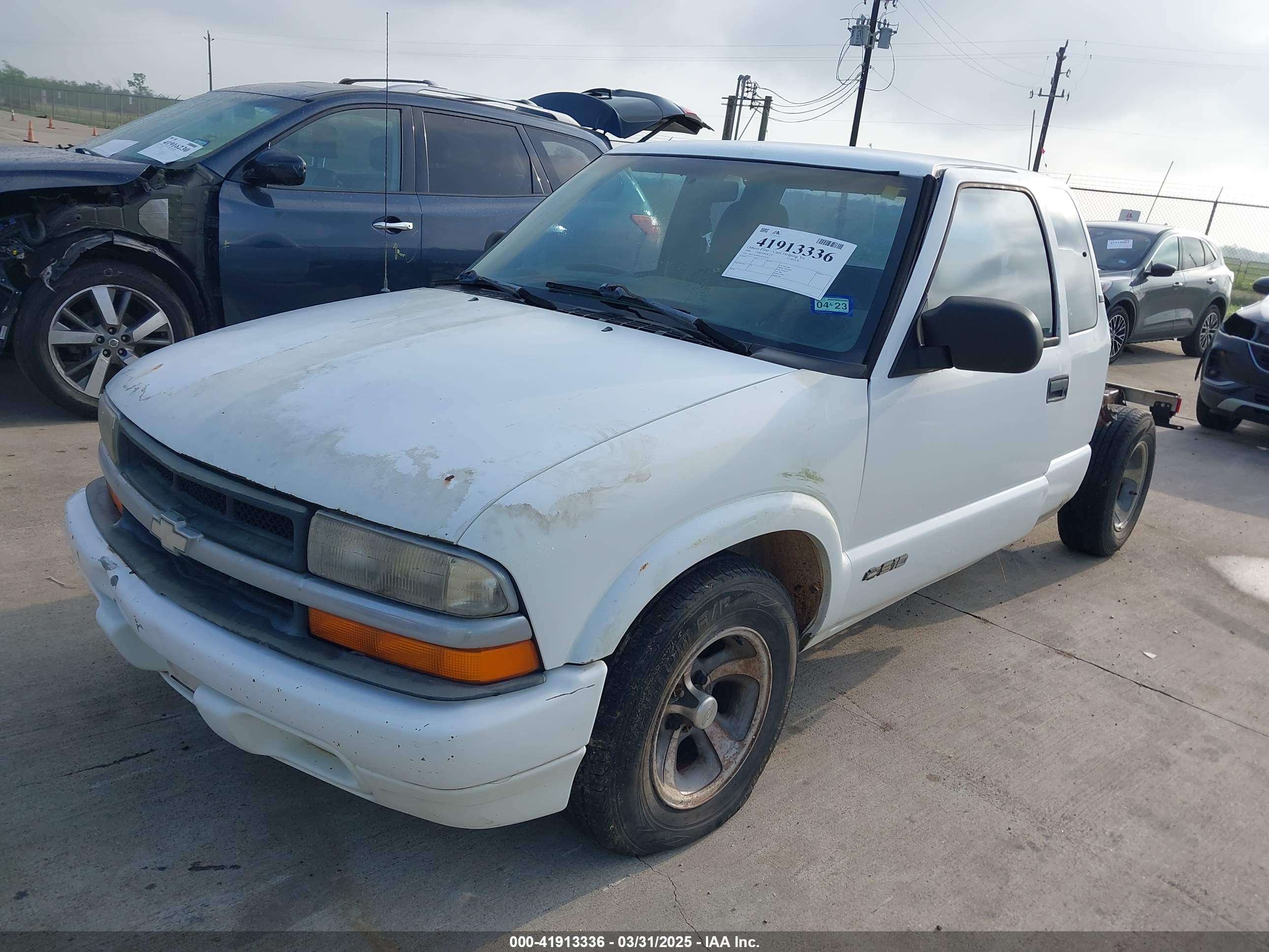 CHEVROLET S-10 image 2