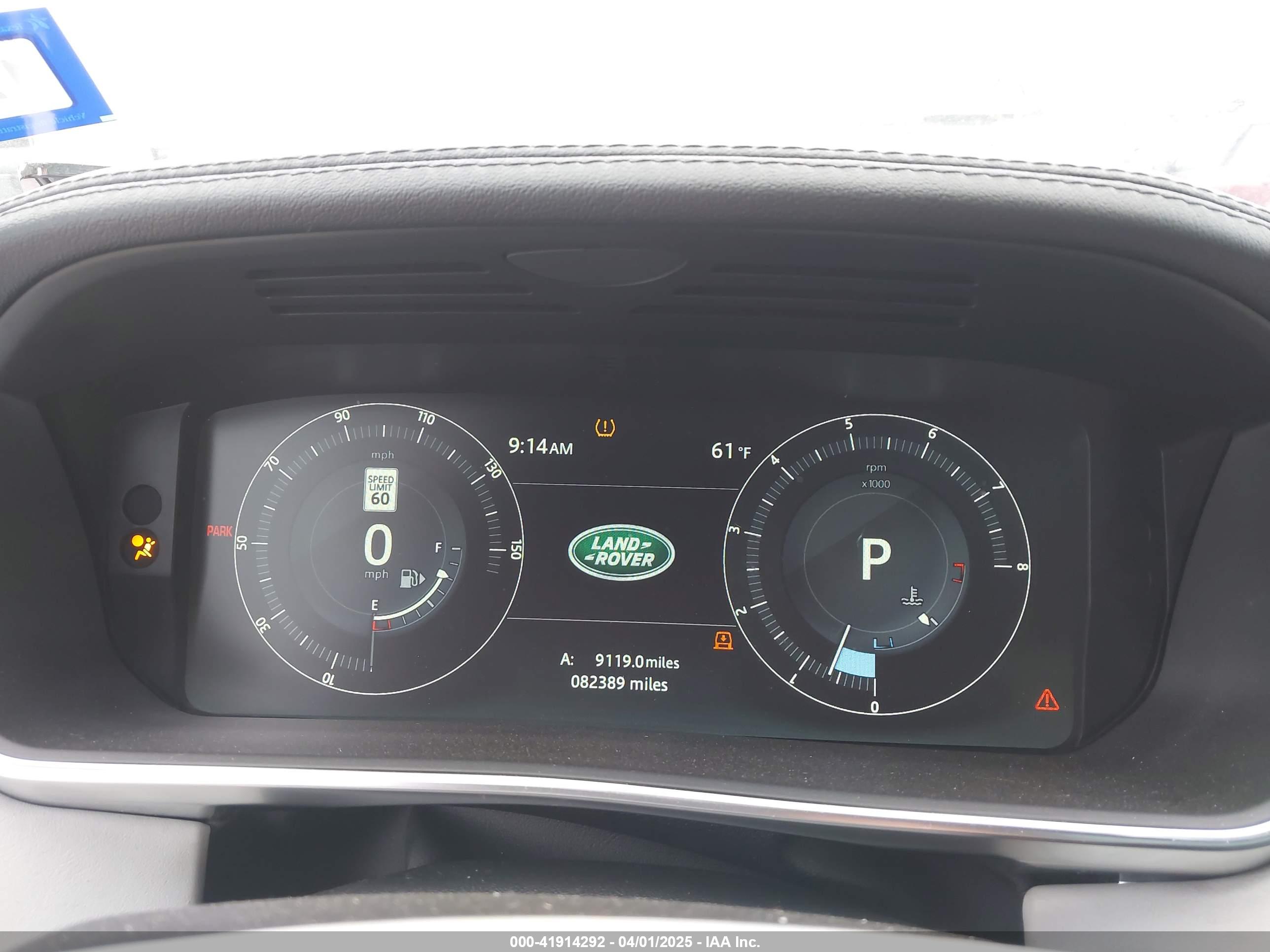 LAND ROVER image 7