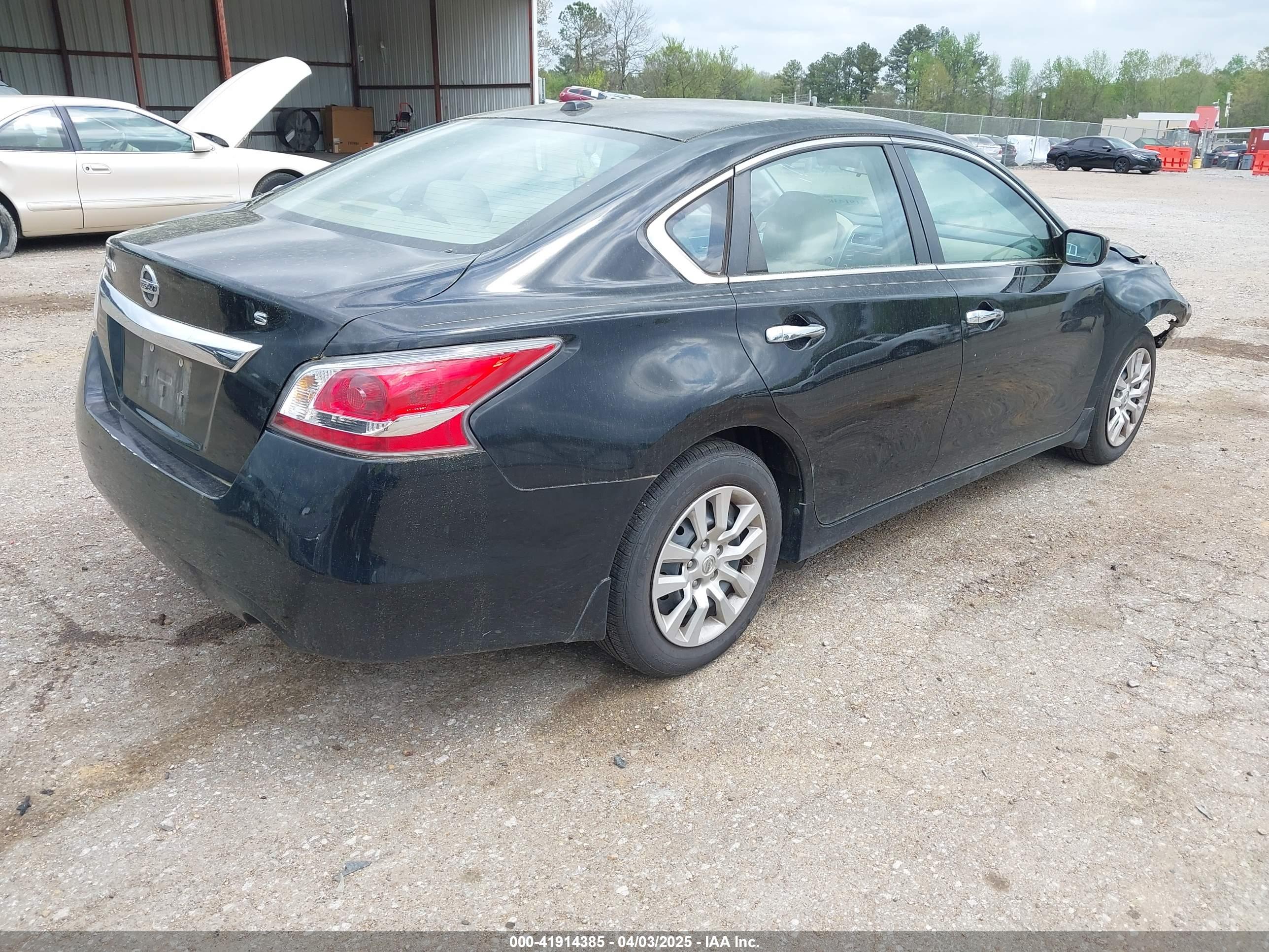 NISSAN ALTIMA image 4