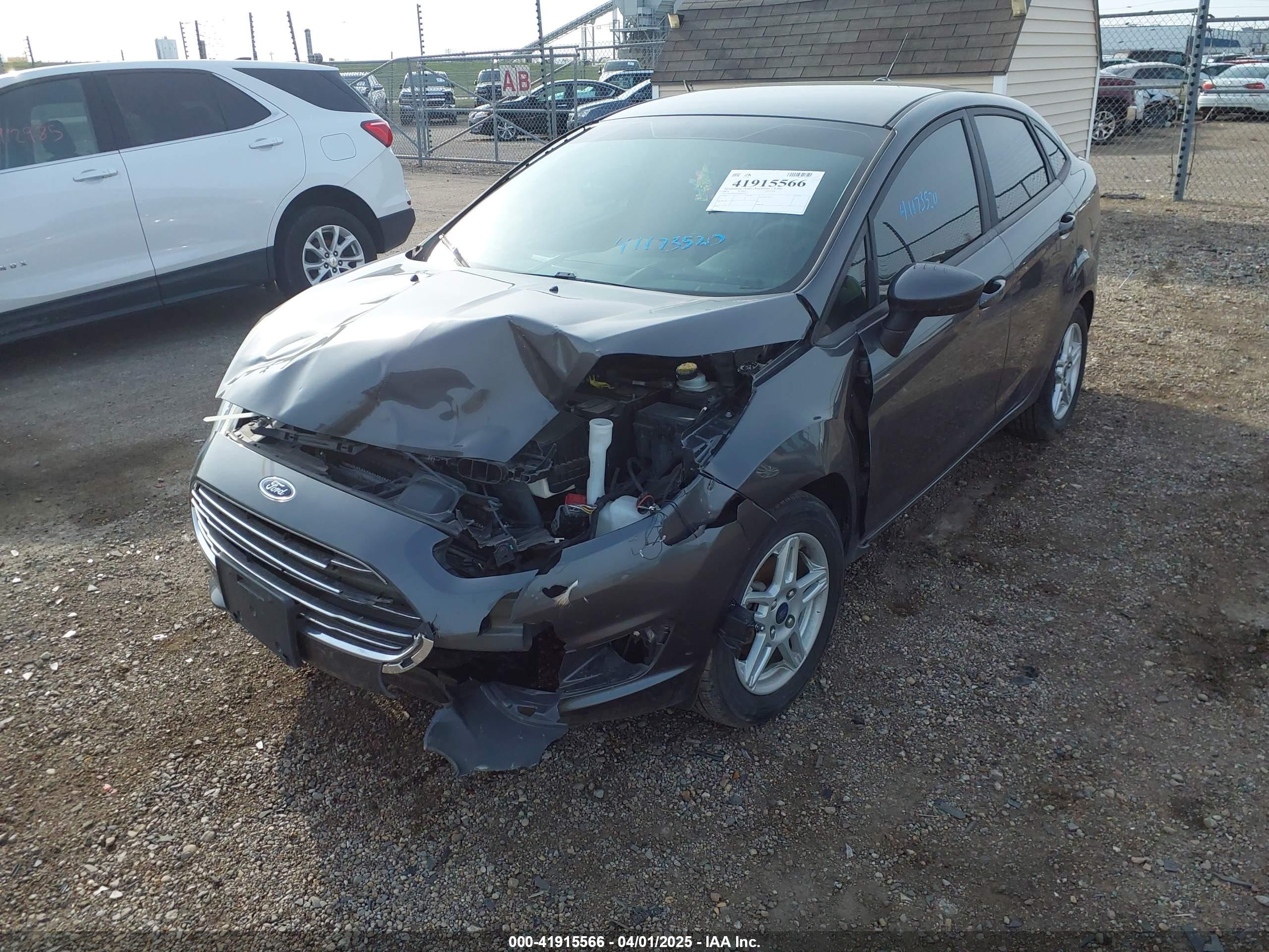 FORD FIESTA image 2