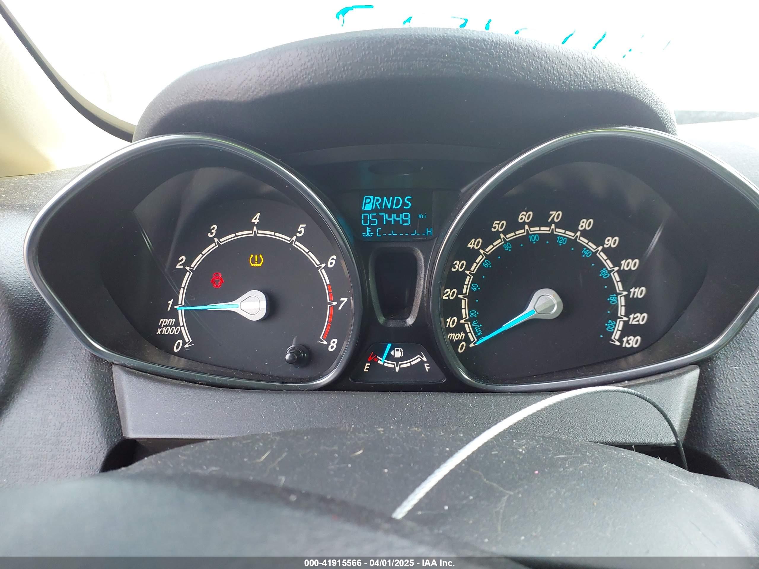 FORD FIESTA image 7