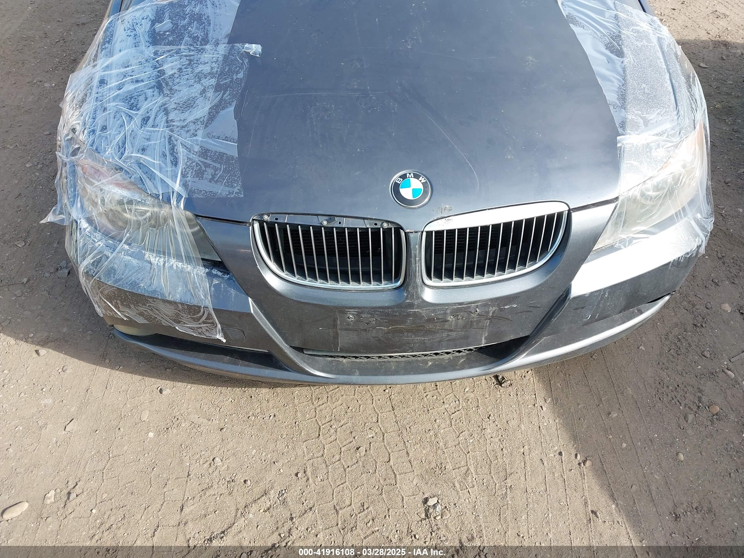 BMW 330I image 10