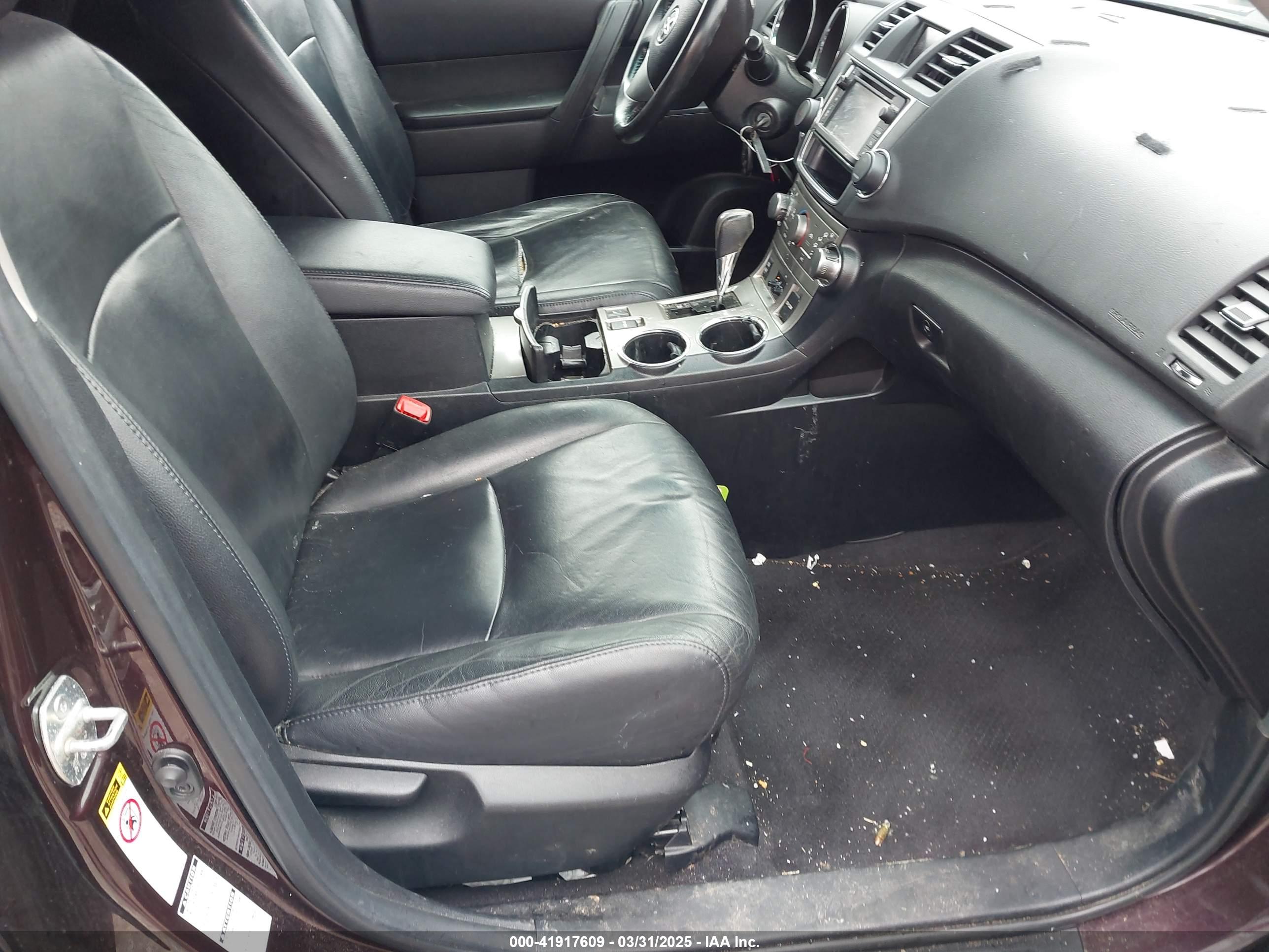 TOYOTA HIGHLANDER image 5