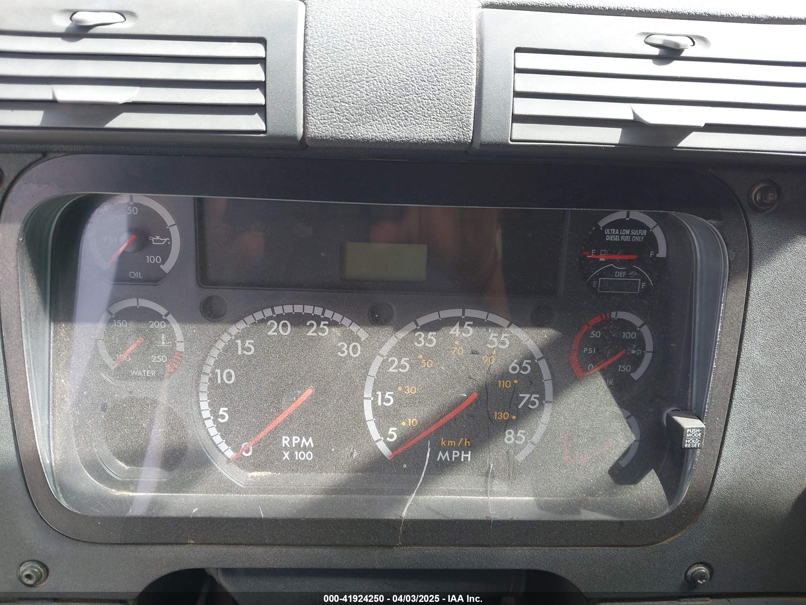 FREIGHTLINER CASCADIA image 6