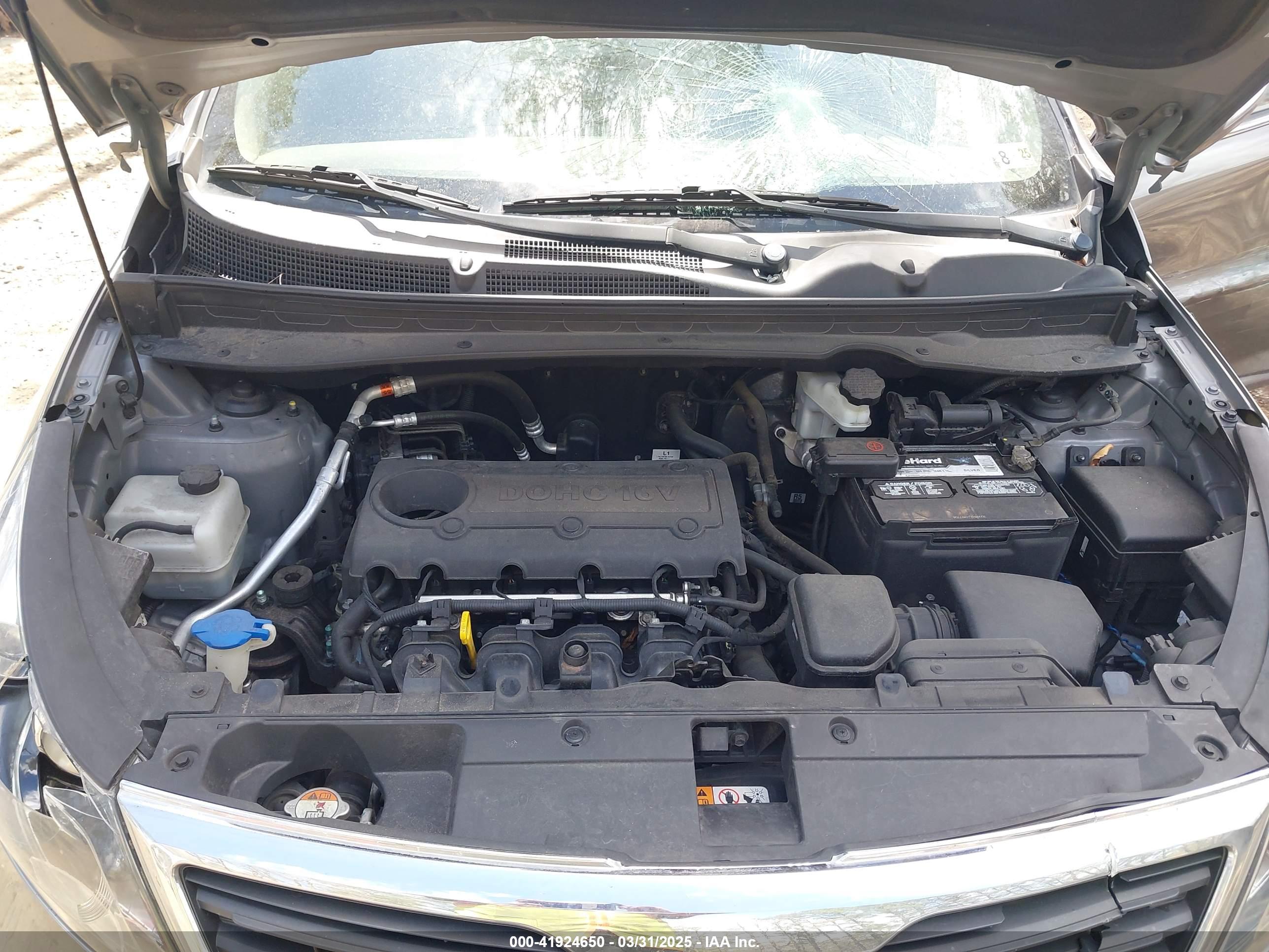KIA SPORTAGE image 10