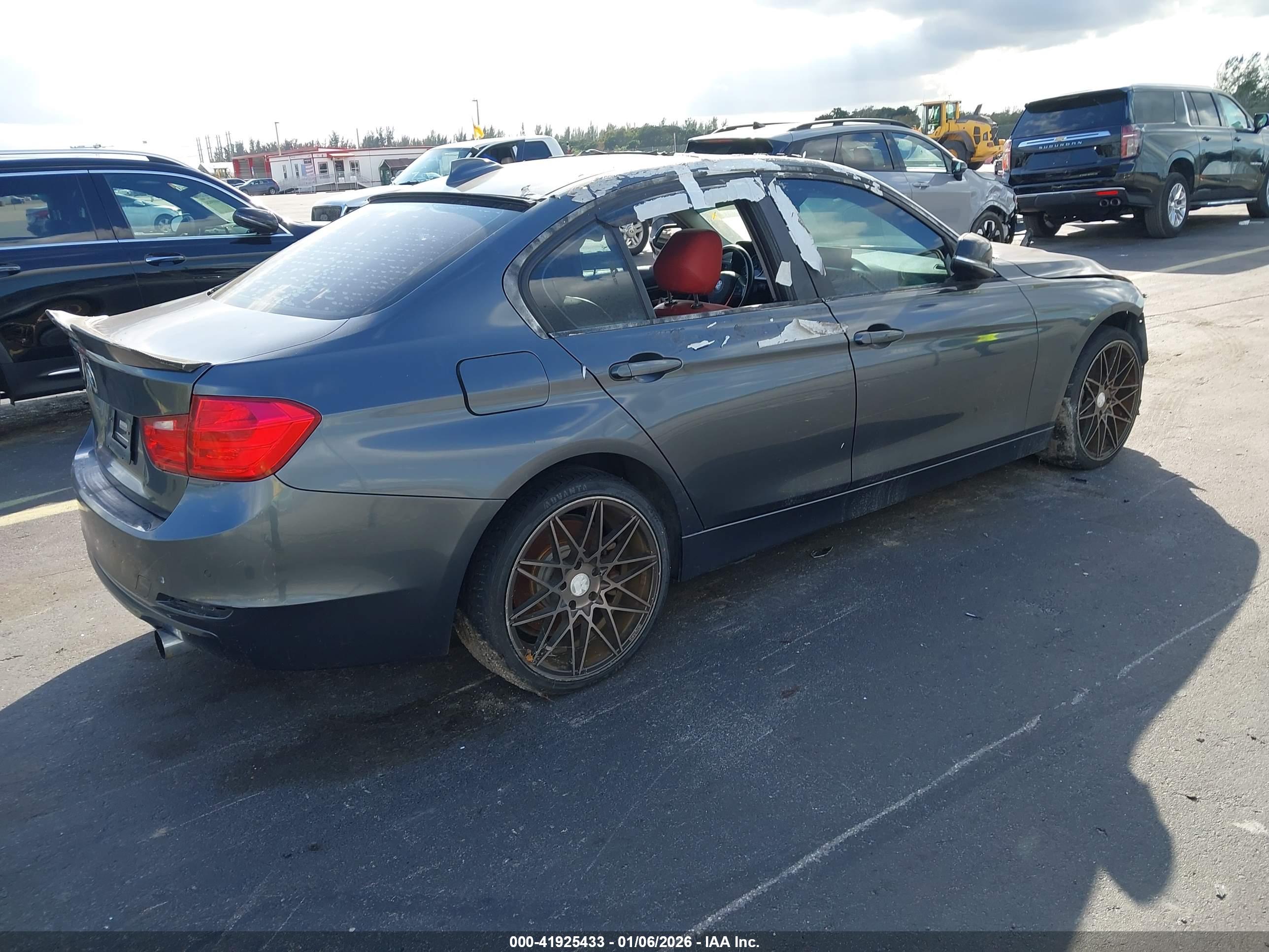 BMW 335I image 4