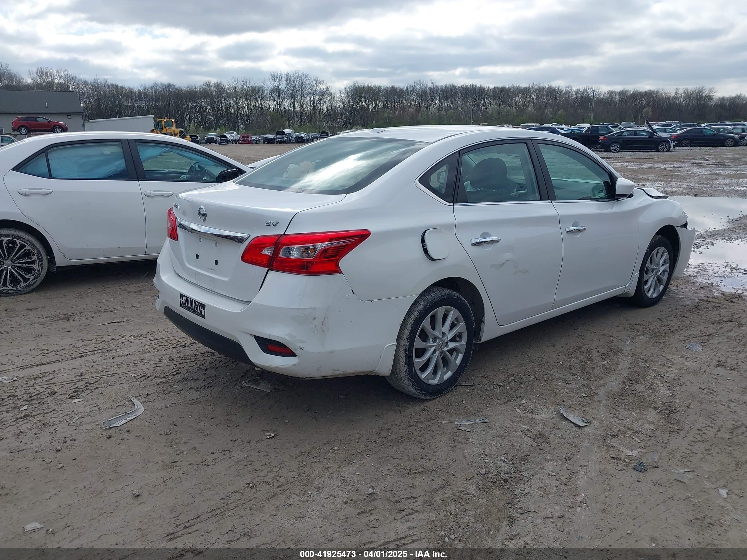 NISSAN SENTRA image 4