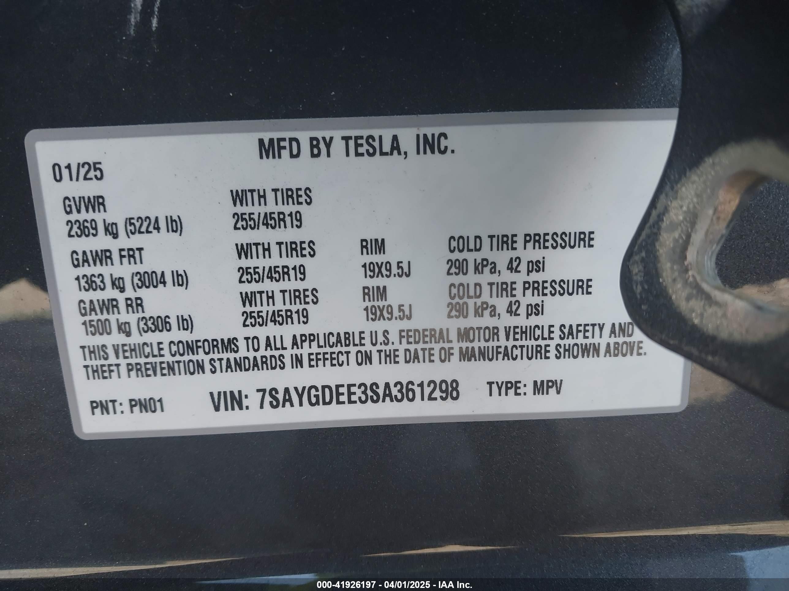 TESLA MODEL image 9