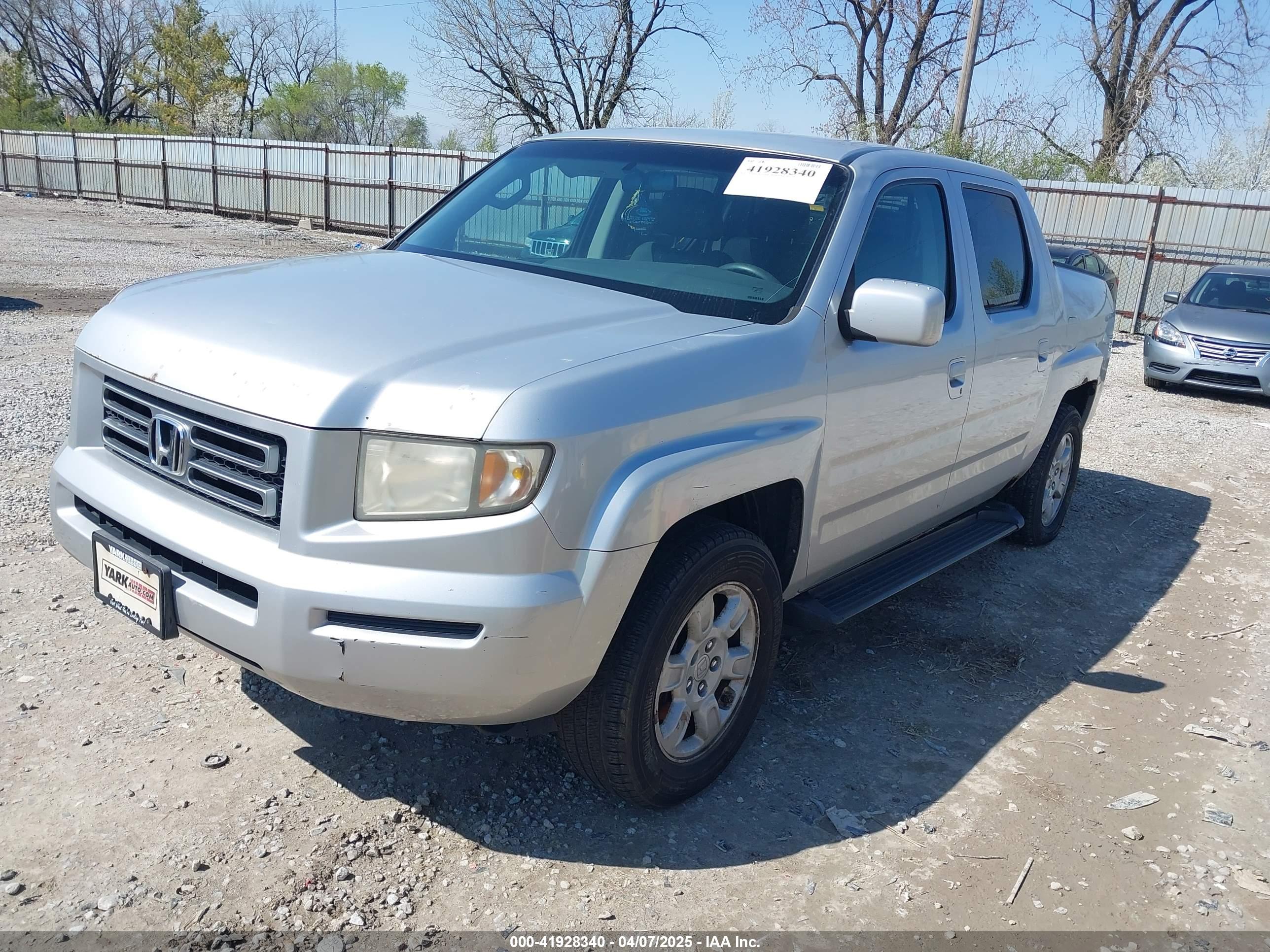 HONDA RIDGELINE image 2