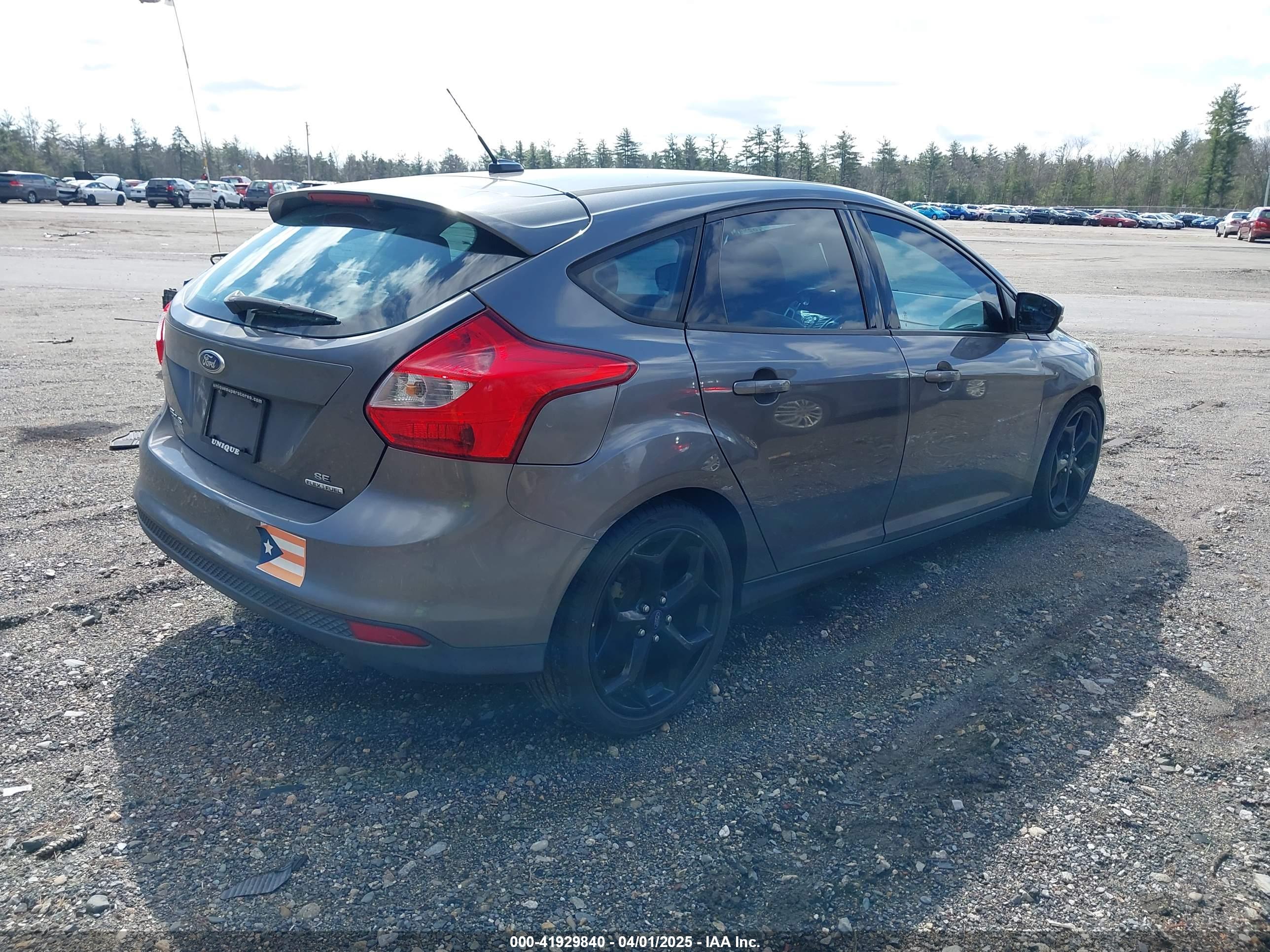 FORD FOCUS image 4