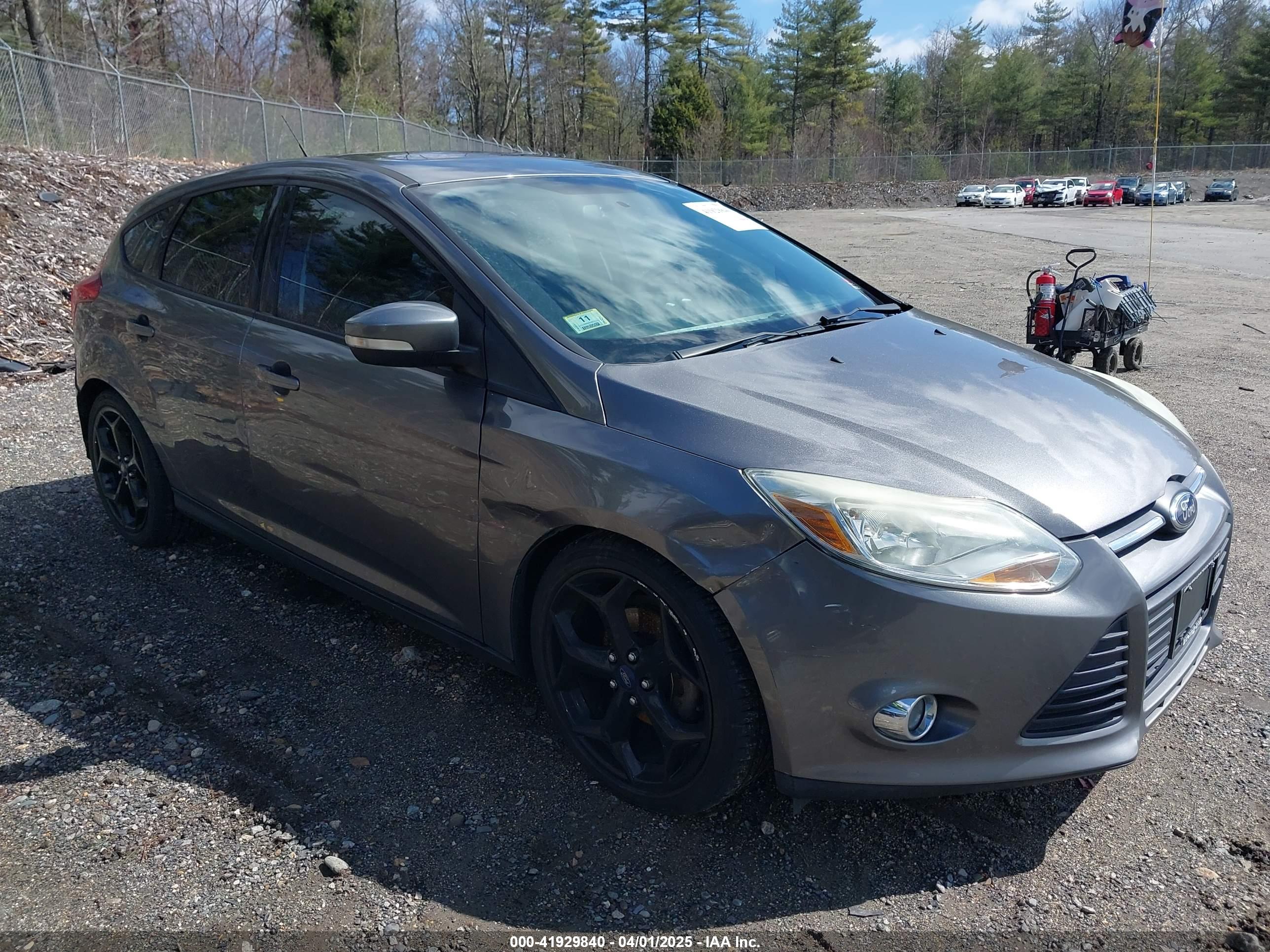 FORD FOCUS image 6