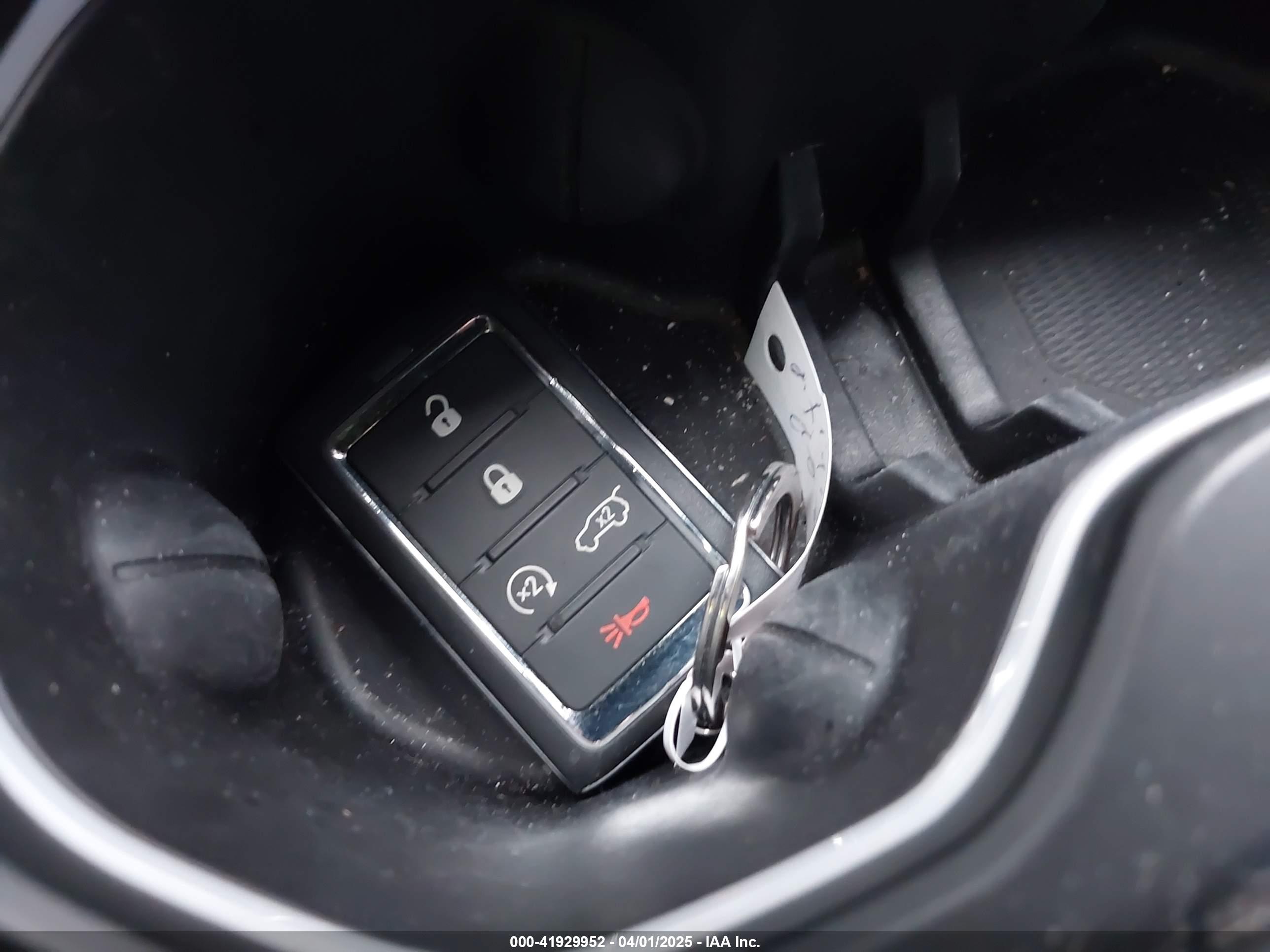 JEEP GRAND image 11