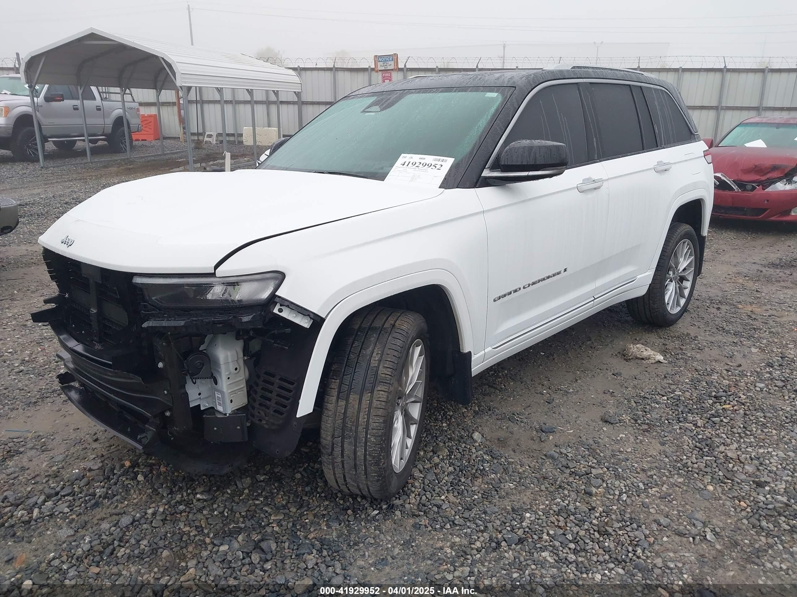 JEEP GRAND image 2