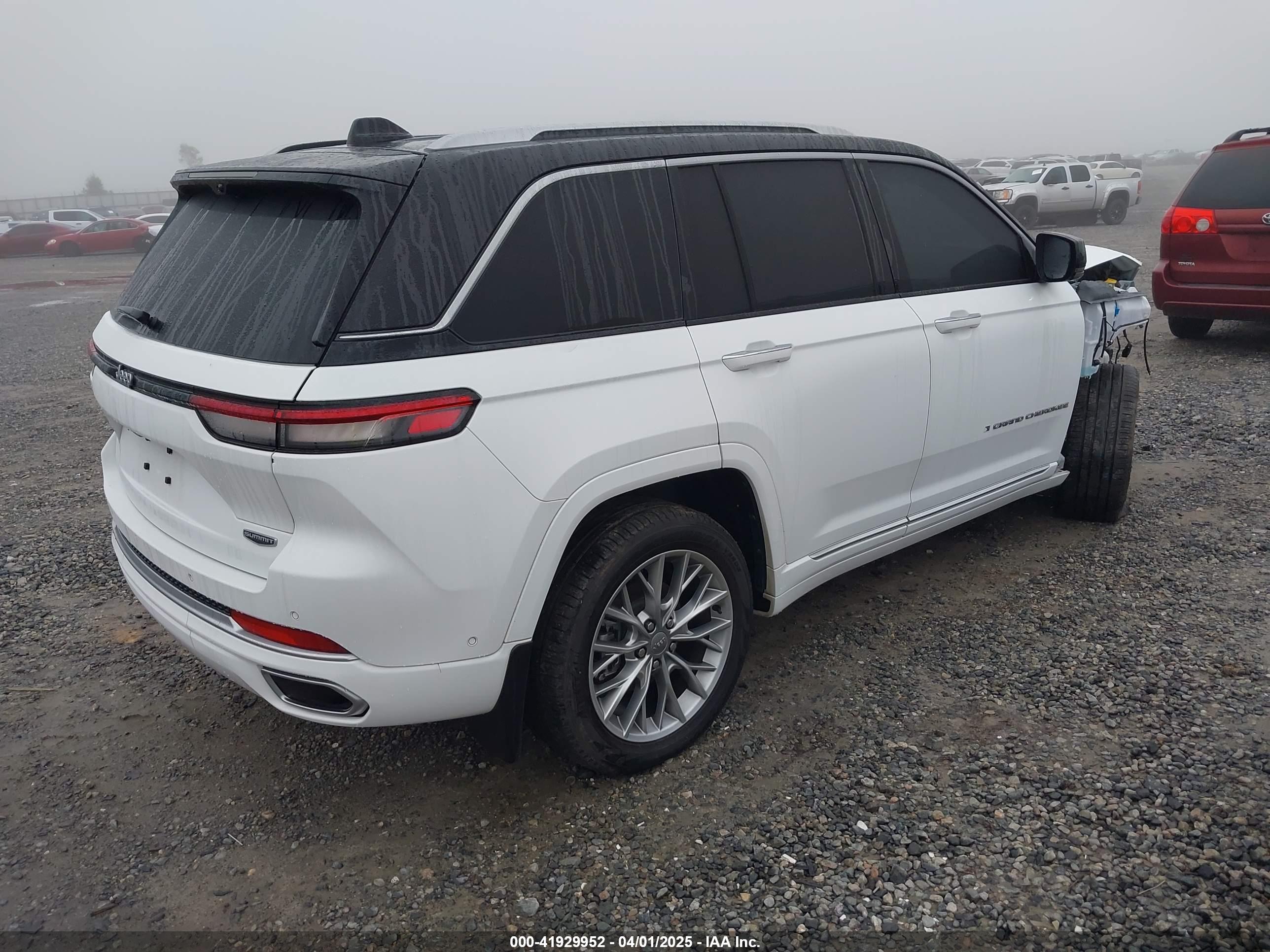 JEEP GRAND image 4