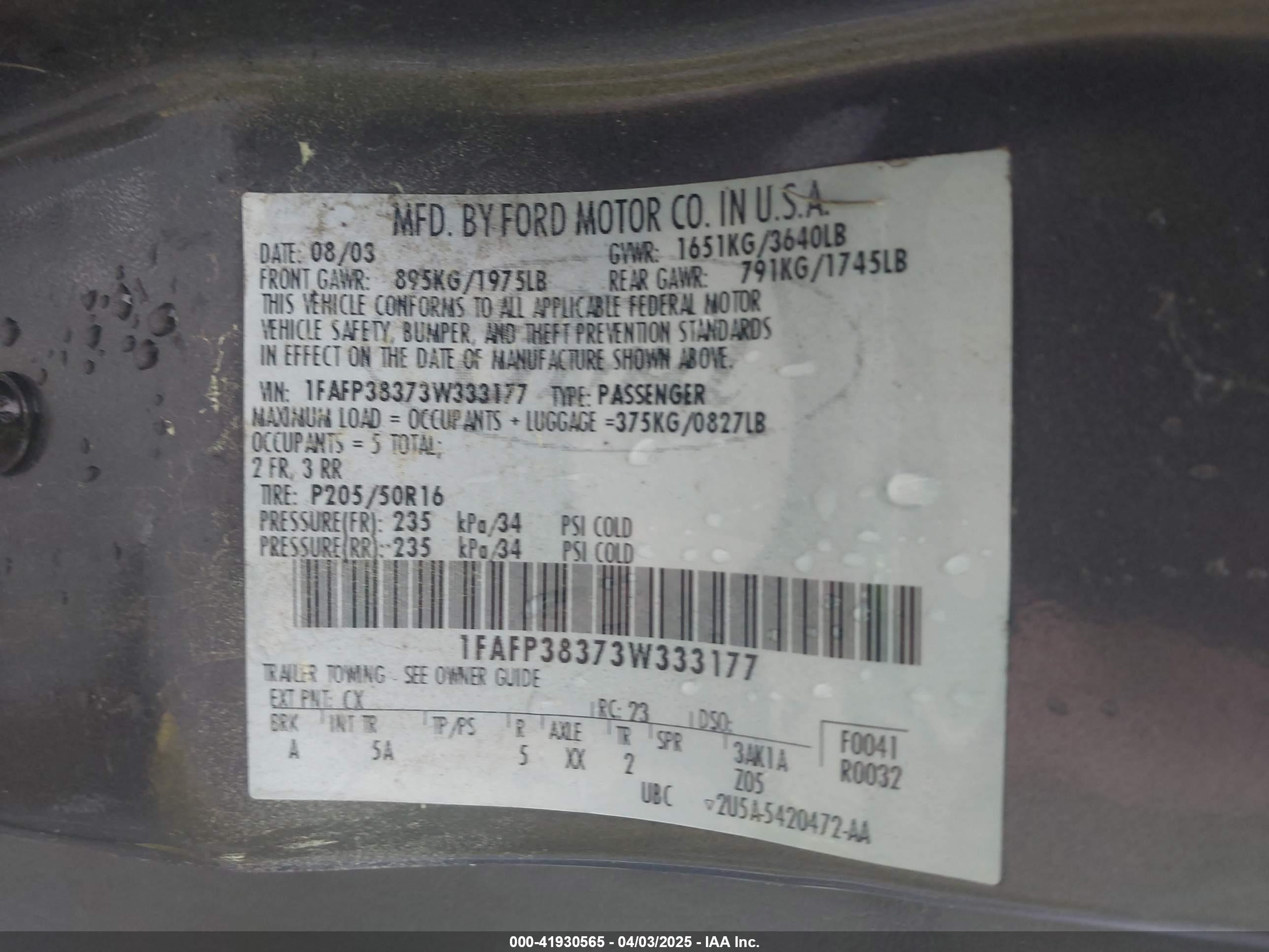 FORD FOCUS image 9