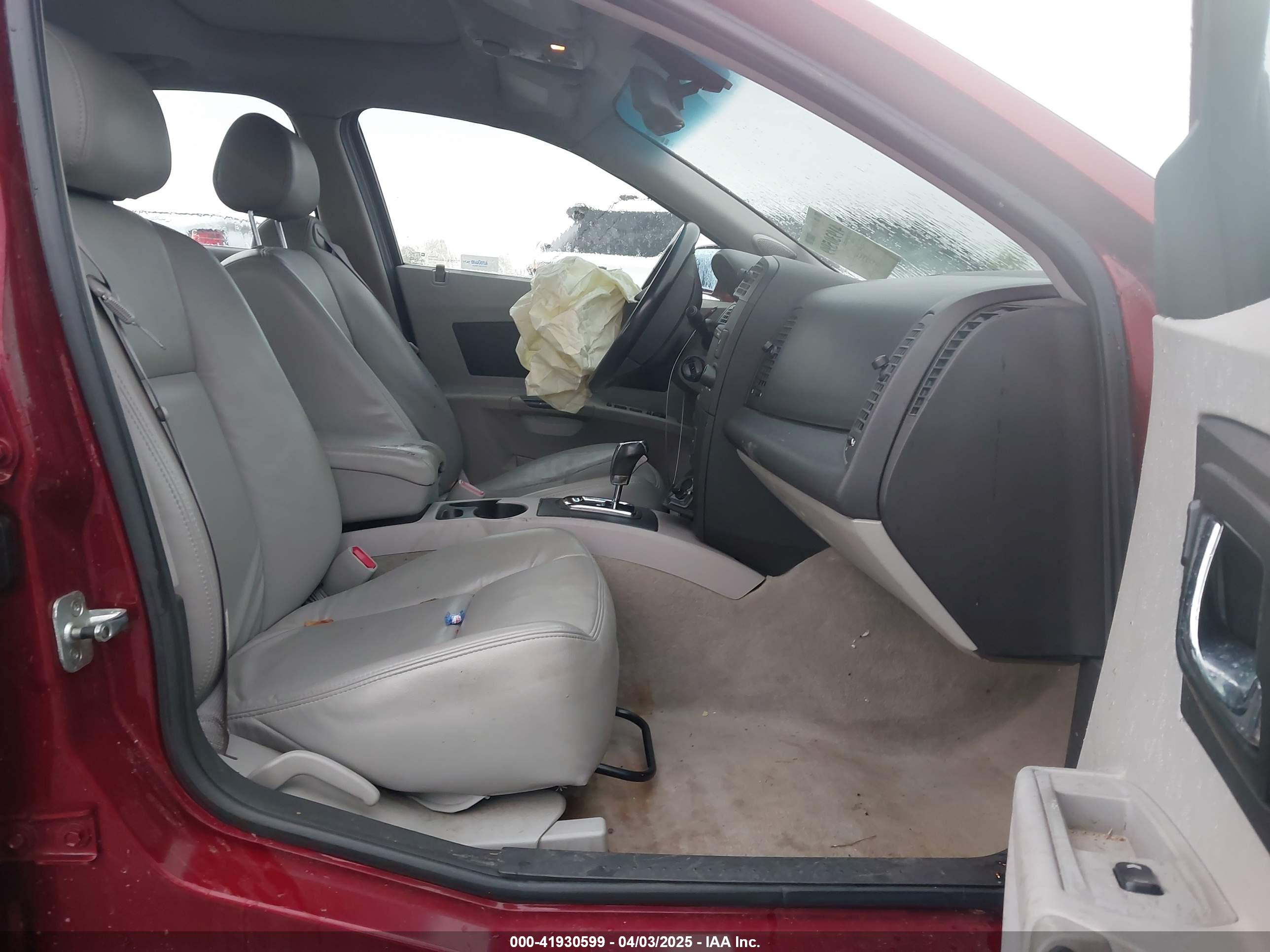 CADILLAC CTS image 5